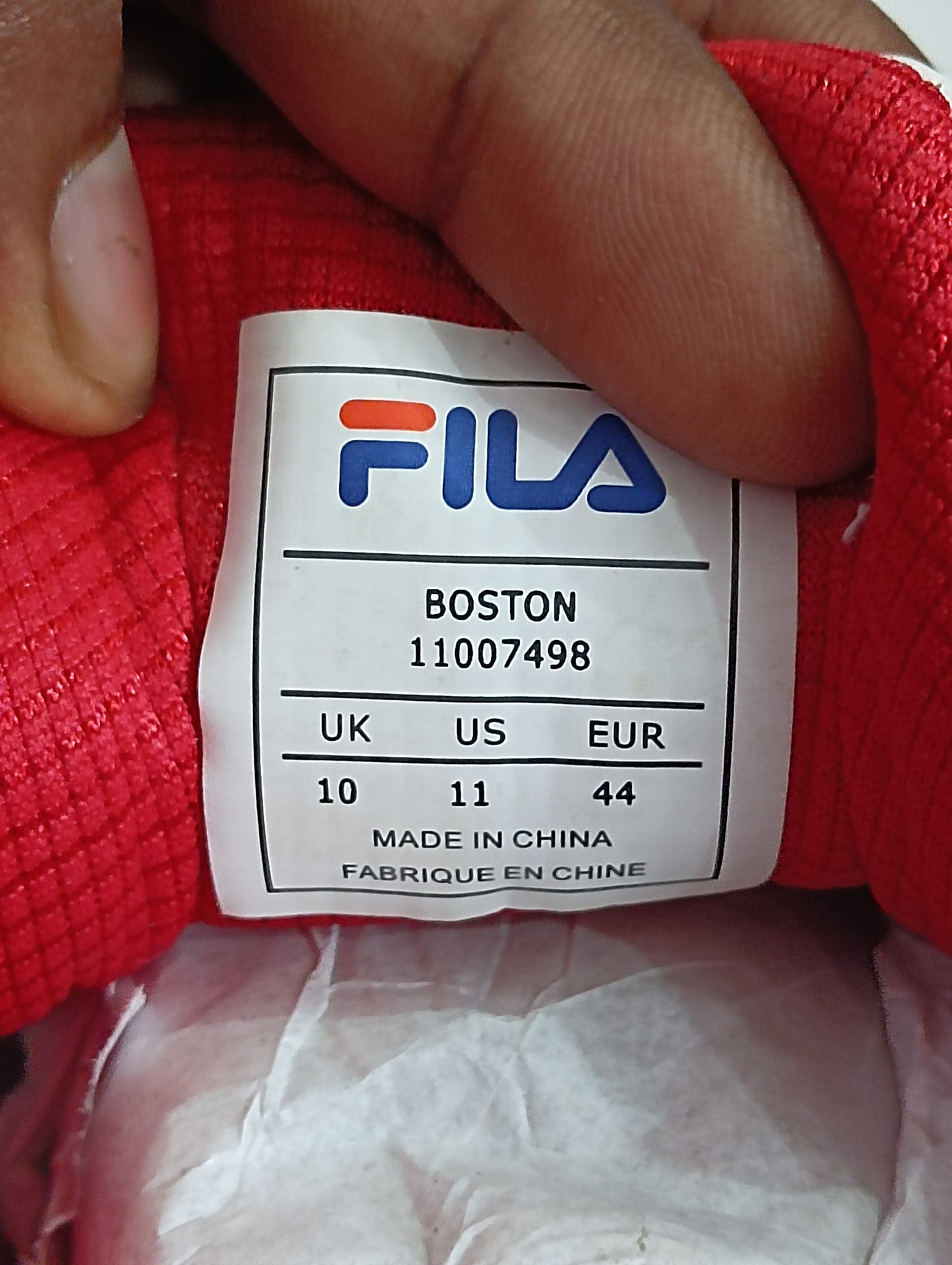 NWT FILA Boston Non-Marking Badminton / Court Shoes - White & Red (UK 10 / US 11) — pre-loved Footwear on Slayyitt