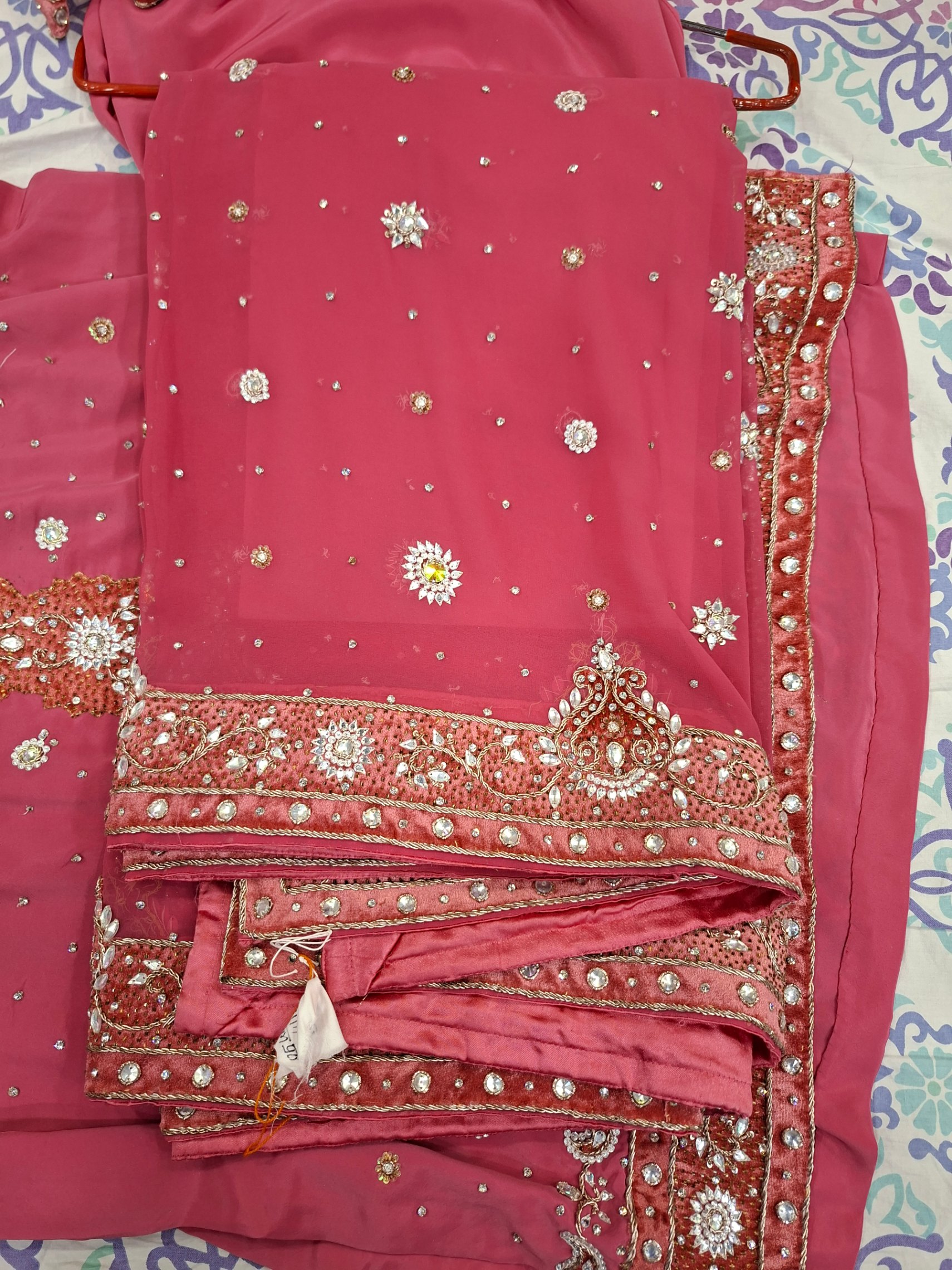 Suit palazzo with very heavy chunni — pre-loved Ethnic Wear on Slayyitt