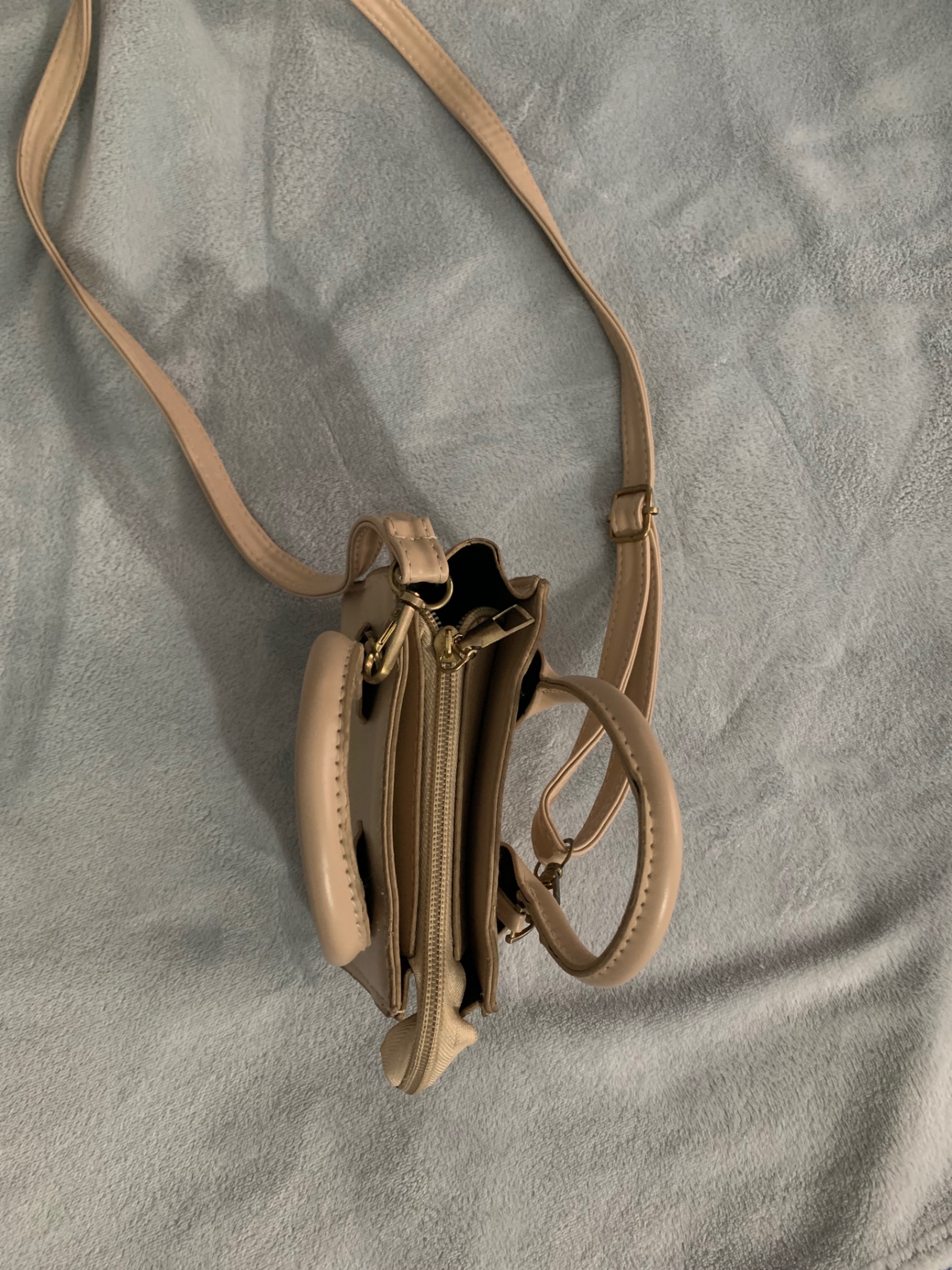 Mini Beige Handheld Money Bag — pre-loved Accessories on Slayyitt