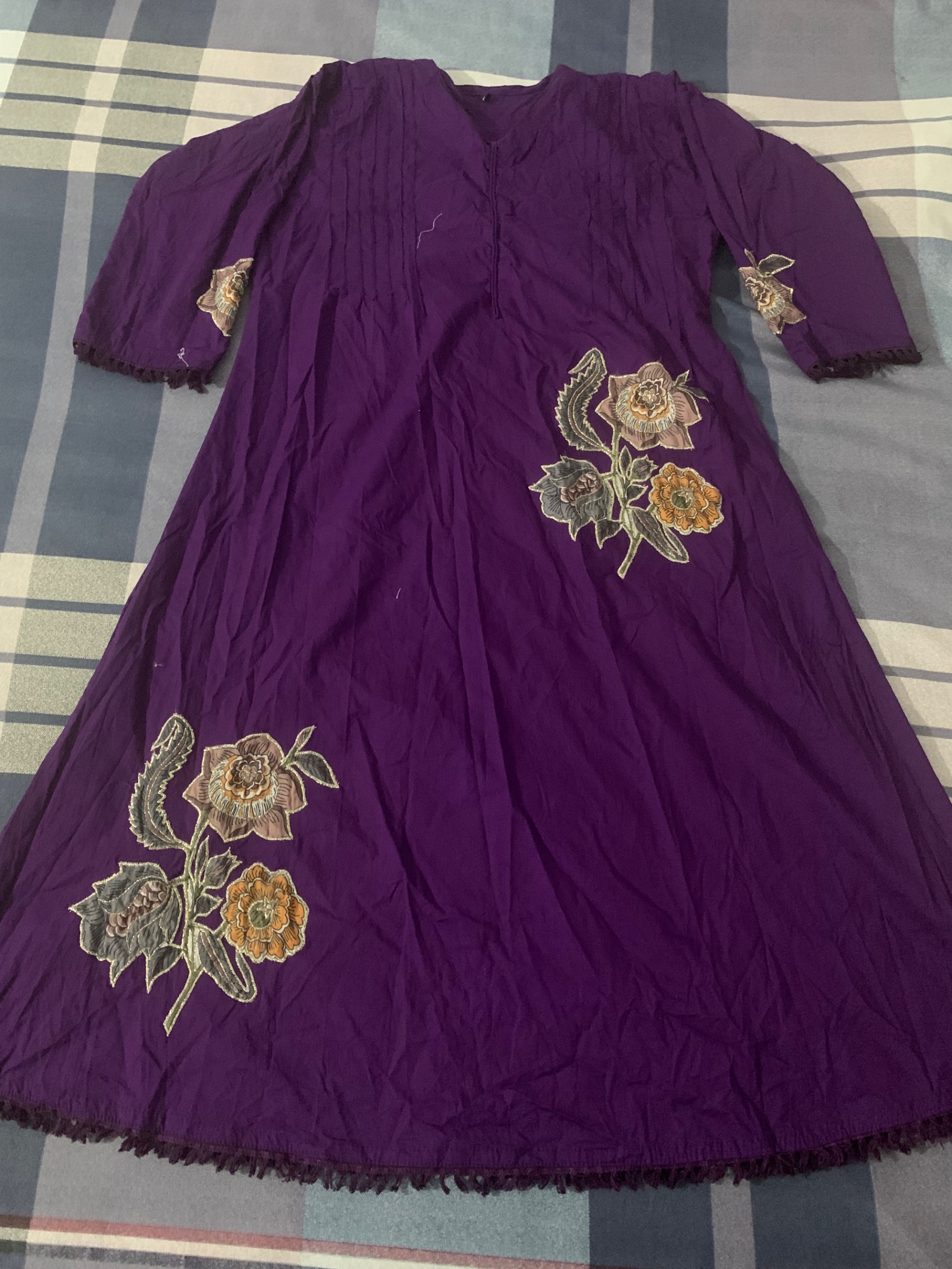 Beautiful purple kurta and pajama — pre-loved Ethnic Wear on Slayyitt
