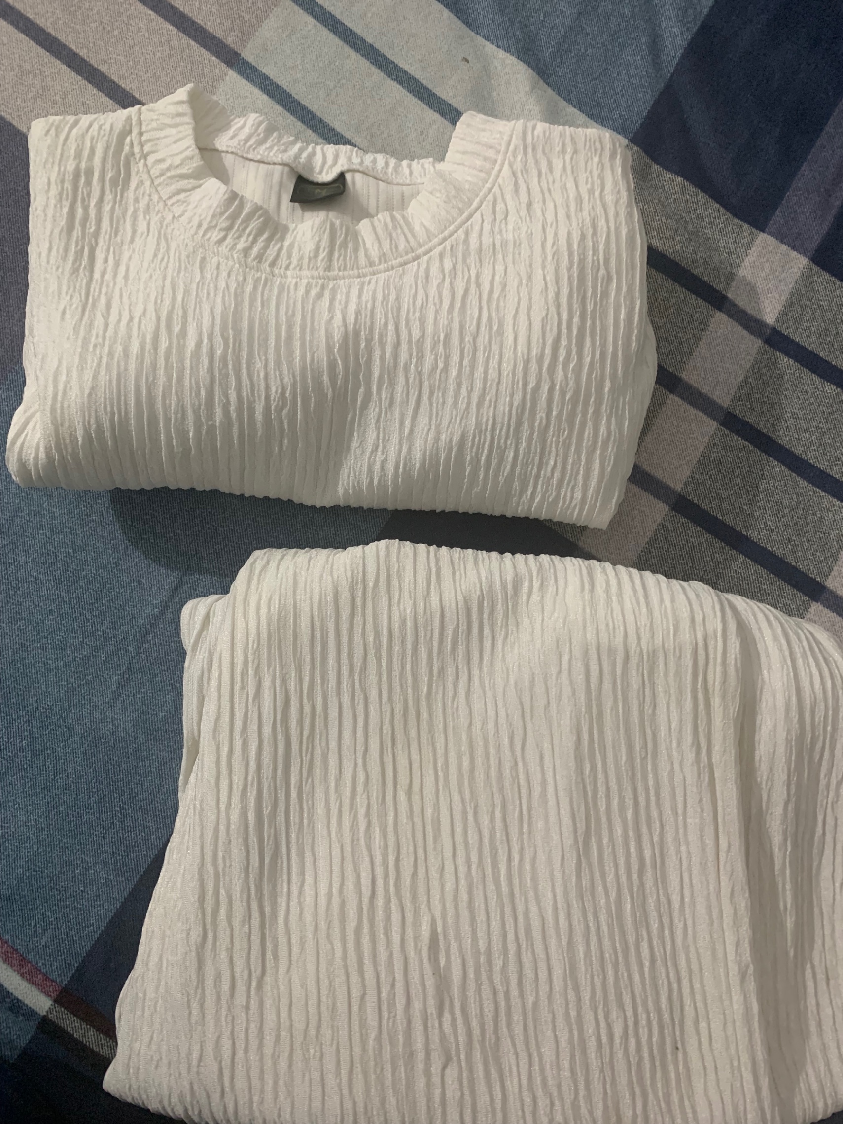 Pure white co ord set — pre-loved Dresses & One-Pieces on Slayyitt