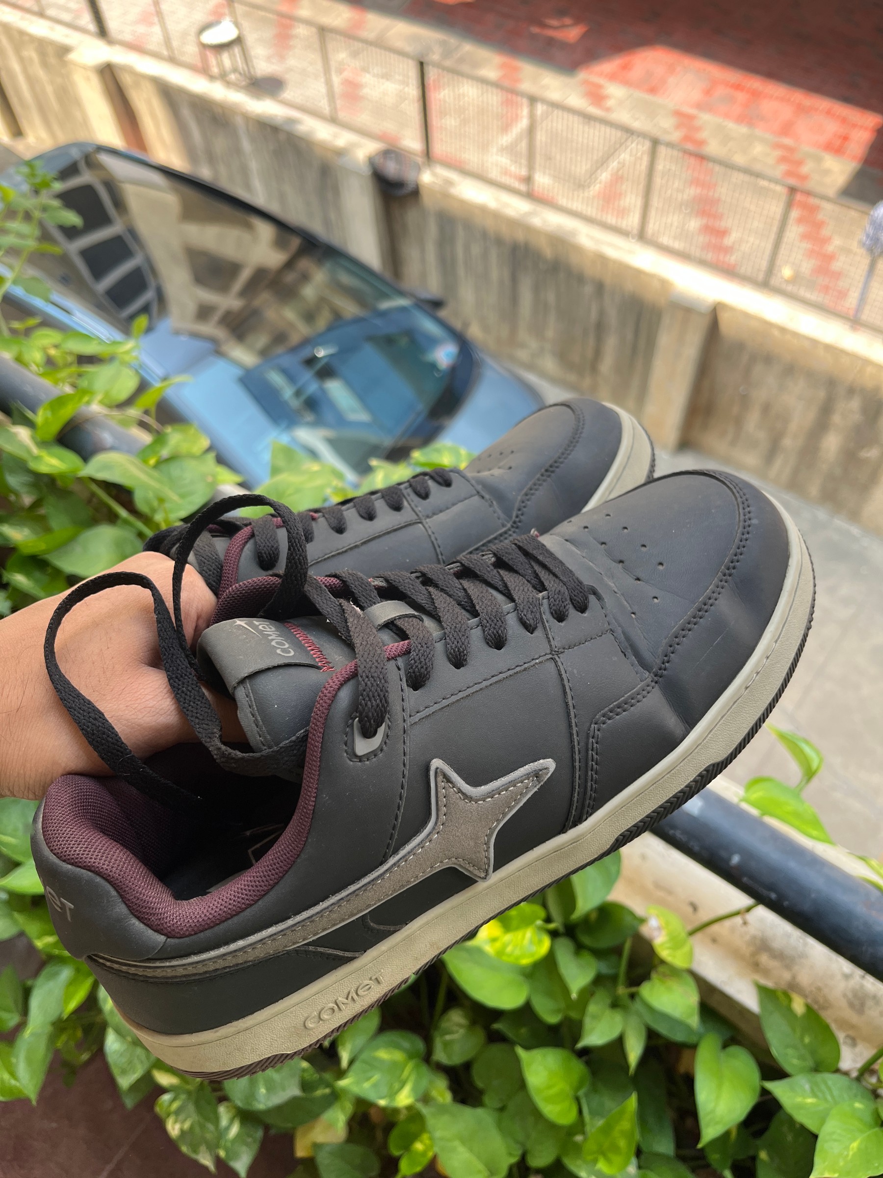 Comet X Lows GHOST - Size UK 10 (Pristine Condition) — pre-loved Footwear on Slayyitt