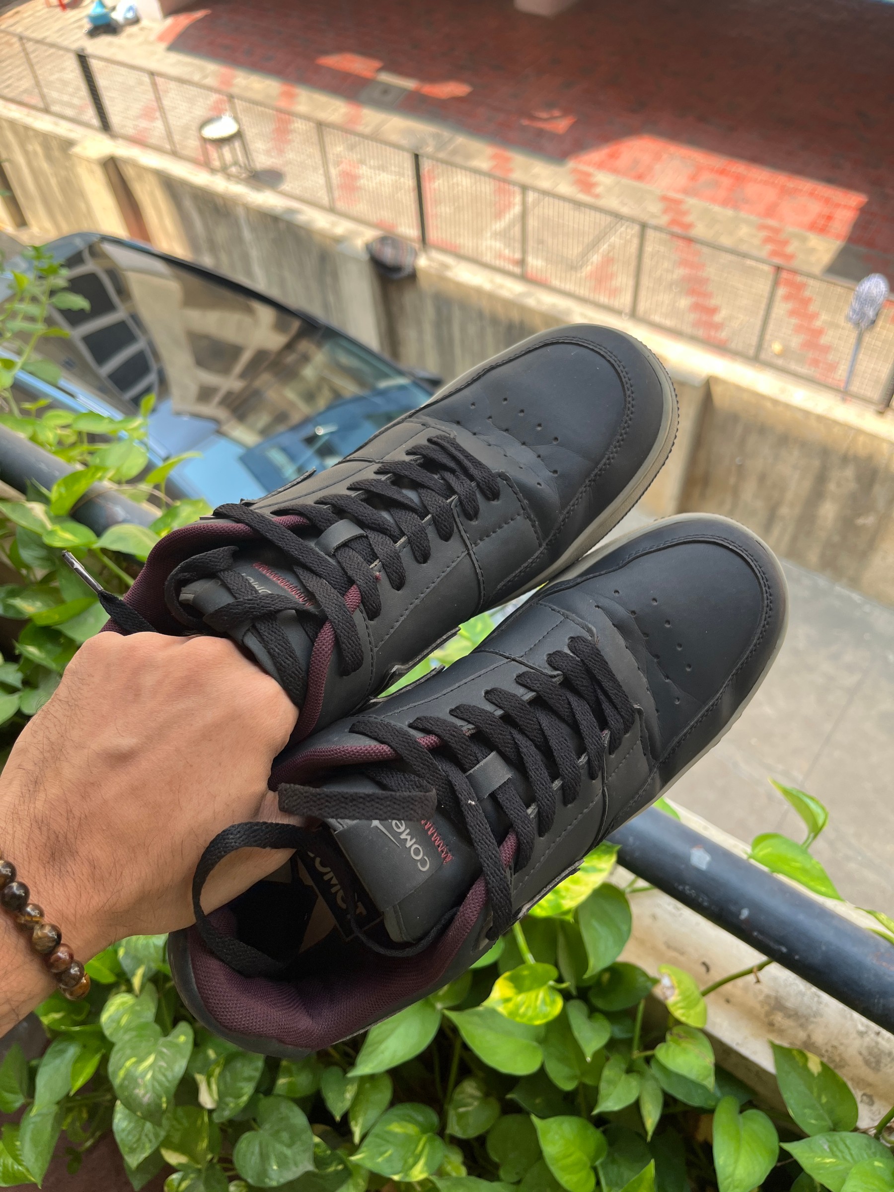 Comet X Lows GHOST - Size UK 10 (Pristine Condition) — pre-loved Footwear on Slayyitt