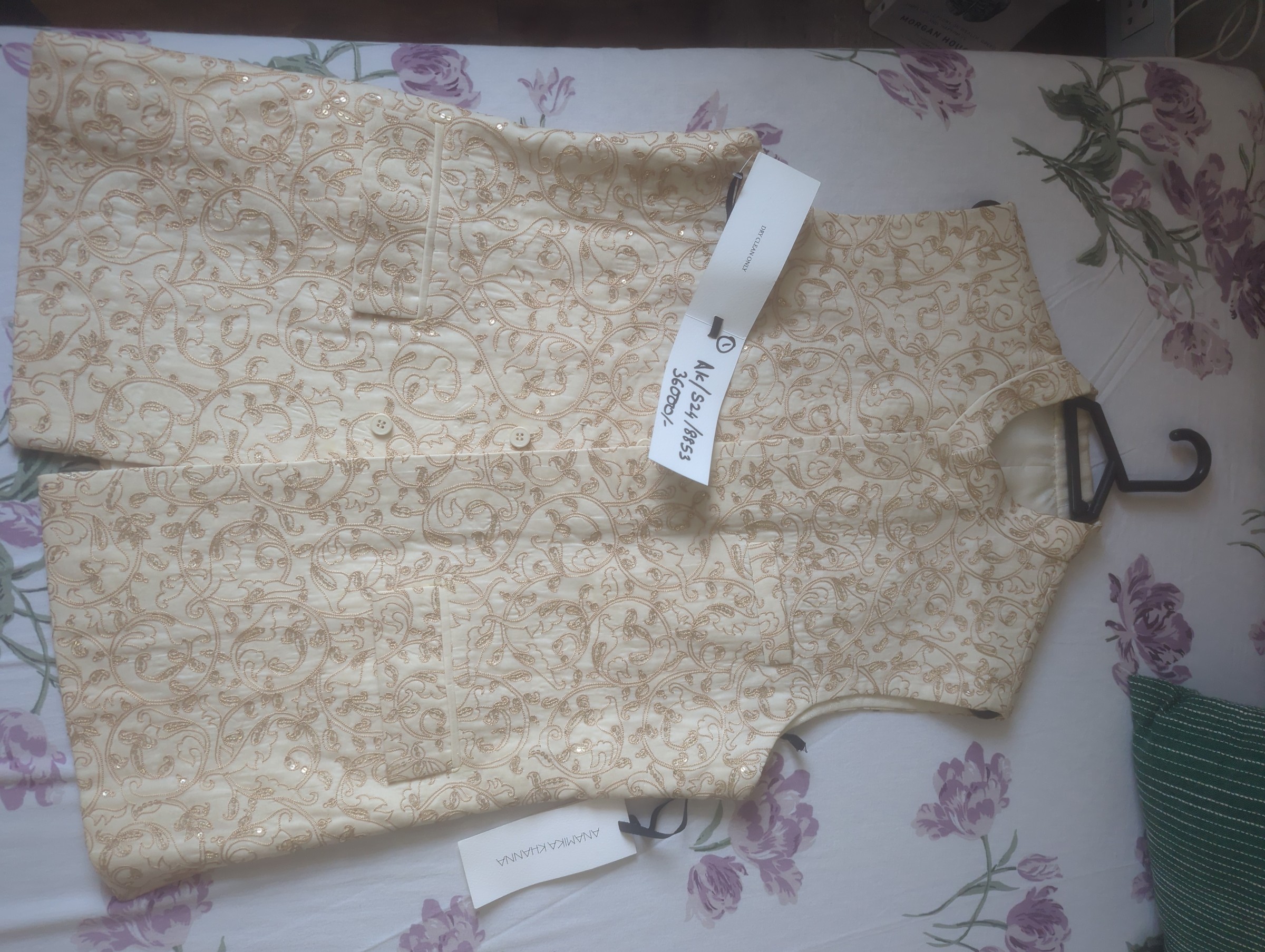 Anamika Khanna - Nehru Jackets Brand New — pre-loved Ethnic Wear on Slayyitt