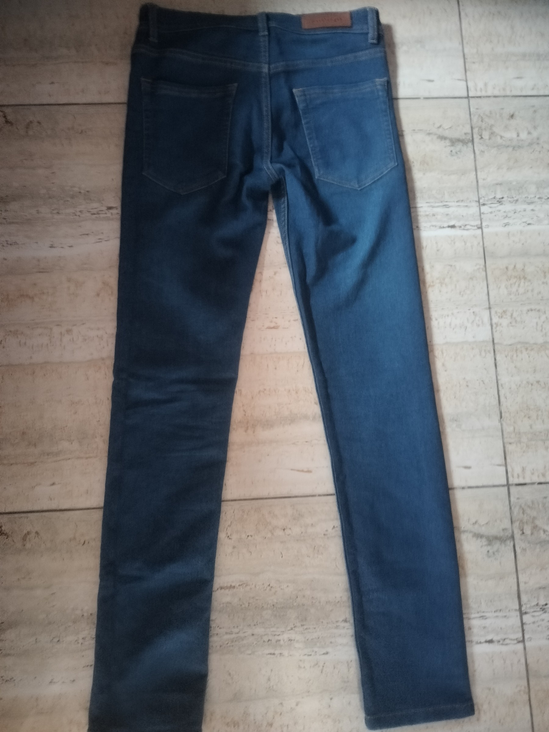 WAVELENGTH BLUE SHADE JEANS — pre-loved Bottoms on Slayyitt
