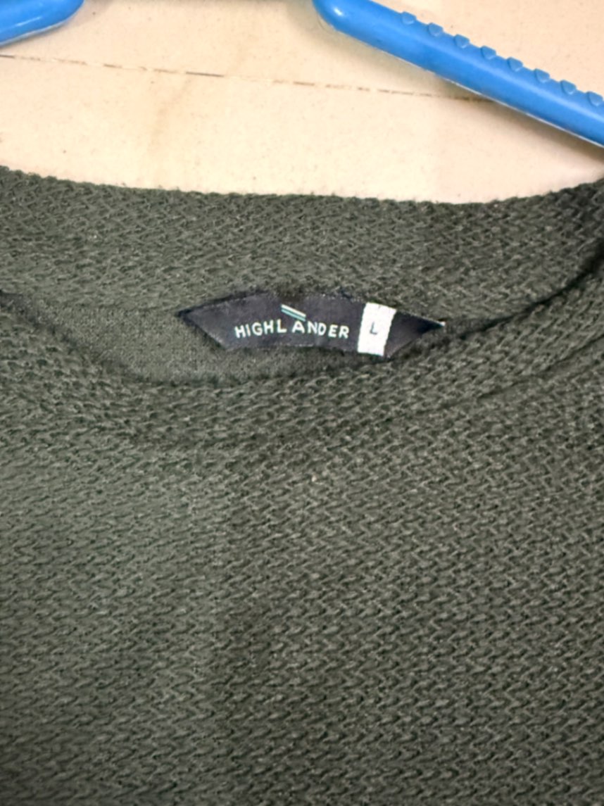 HighLander Oversized Textured T-Shirt - Green | Size L — pre-loved Tops on Slayyitt