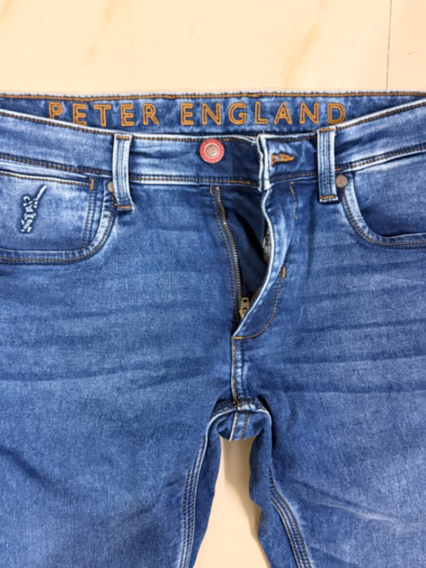 Peter England Regular Fit Blue Jeans – Waist 32 | Brand New — pre-loved Bottoms on Slayyitt