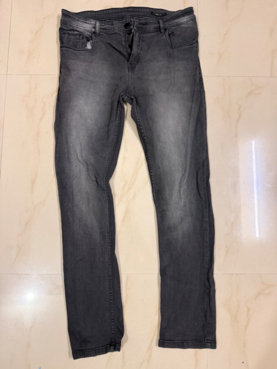 Max Black Slim Fit Jeans – Unisex | Waist 32 — pre-loved Bottoms on Slayyitt
