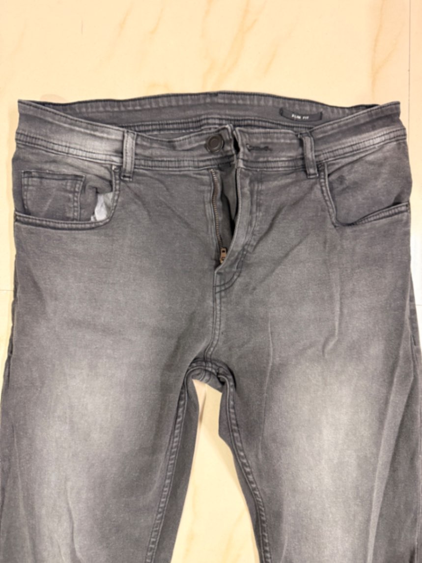 Max Black Slim Fit Jeans – Unisex | Waist 32 — pre-loved Bottoms on Slayyitt
