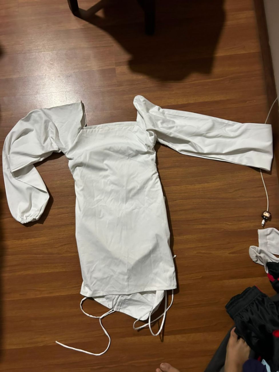 White One Piece Dress- Size M — pre-loved Dresses & One-Pieces on Slayyitt