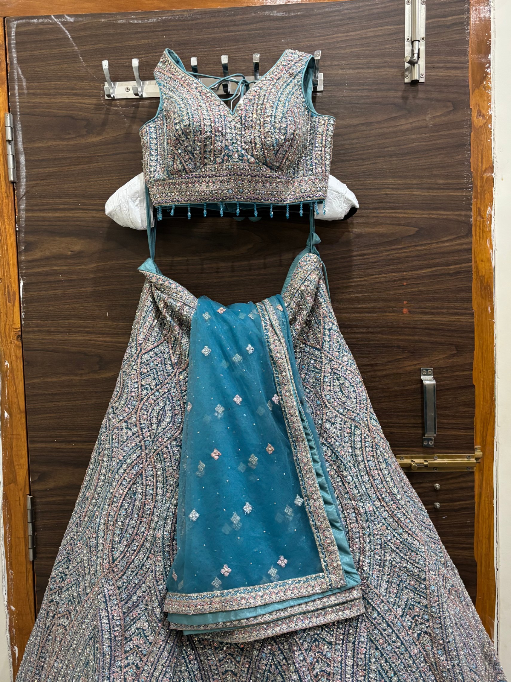 Bridal Lehanga — pre-loved Indian Festival & Wedding Wear on Slayyitt