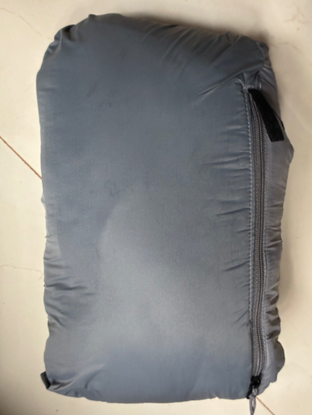 Grey jacket small size — pre-loved Outerwear on Slayyitt