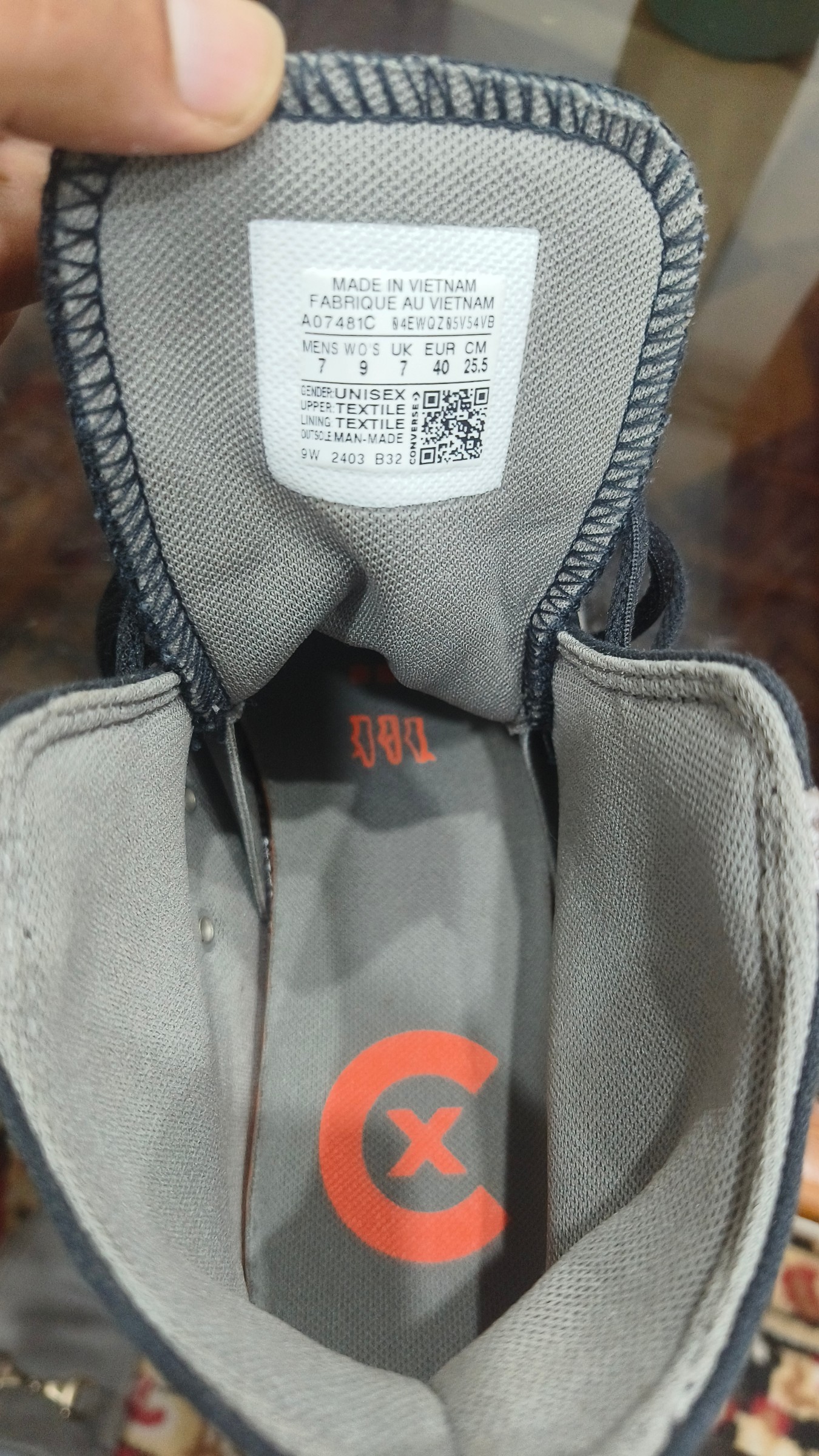Converse Shoes — pre-loved Footwear on Slayyitt