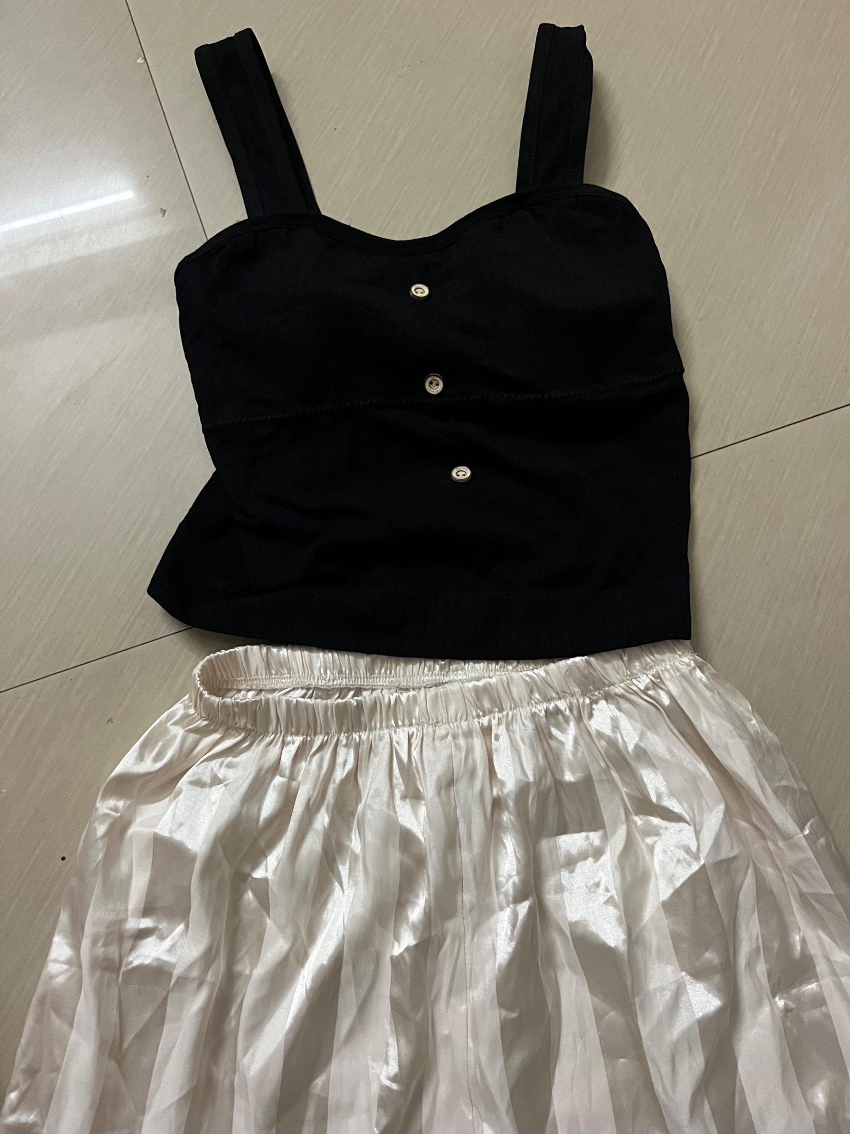 Two piece suit — pre-loved Dresses & One-Pieces on Slayyitt