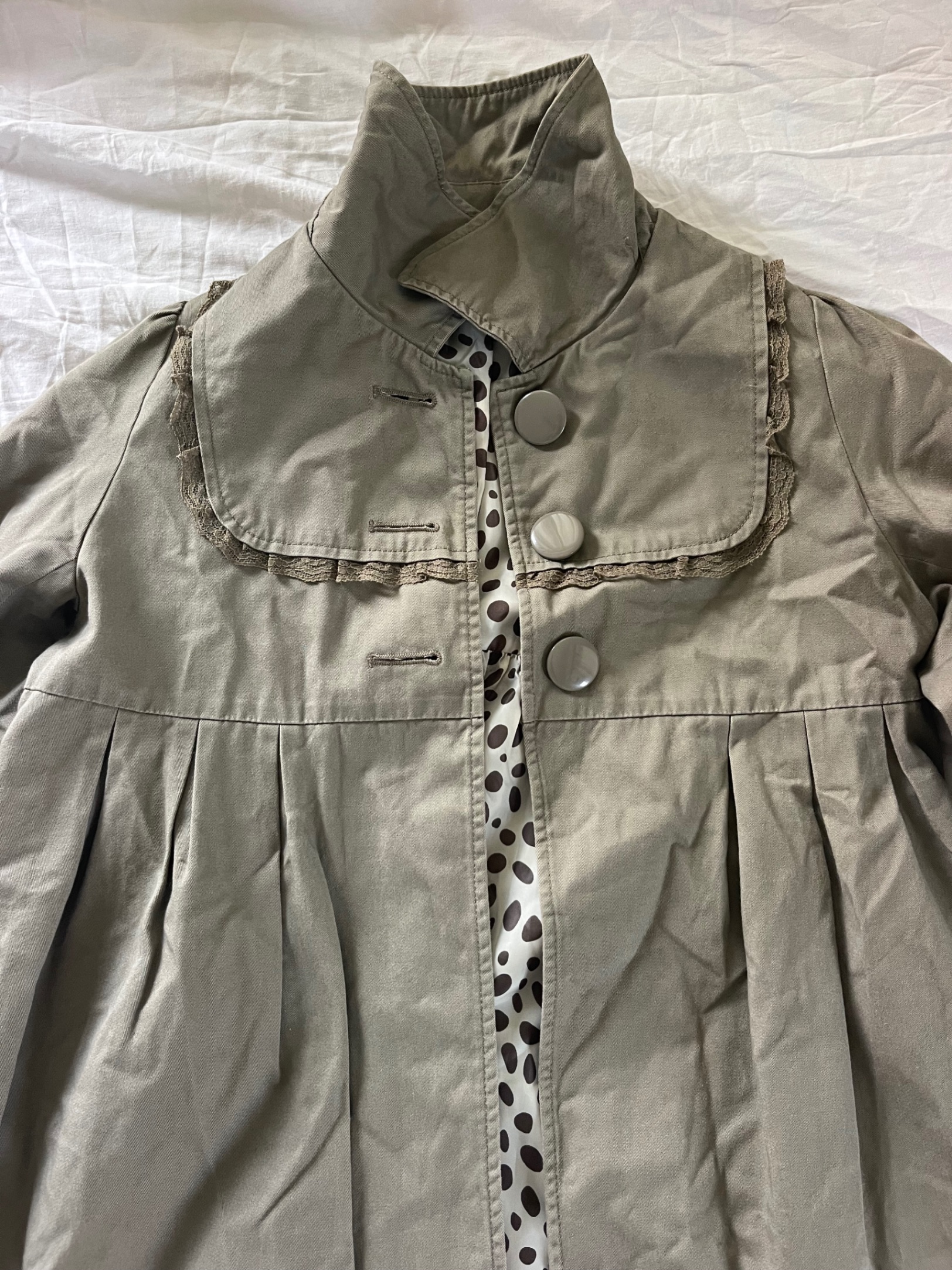 Jacket — pre-loved Seasonal Categories on Slayyitt