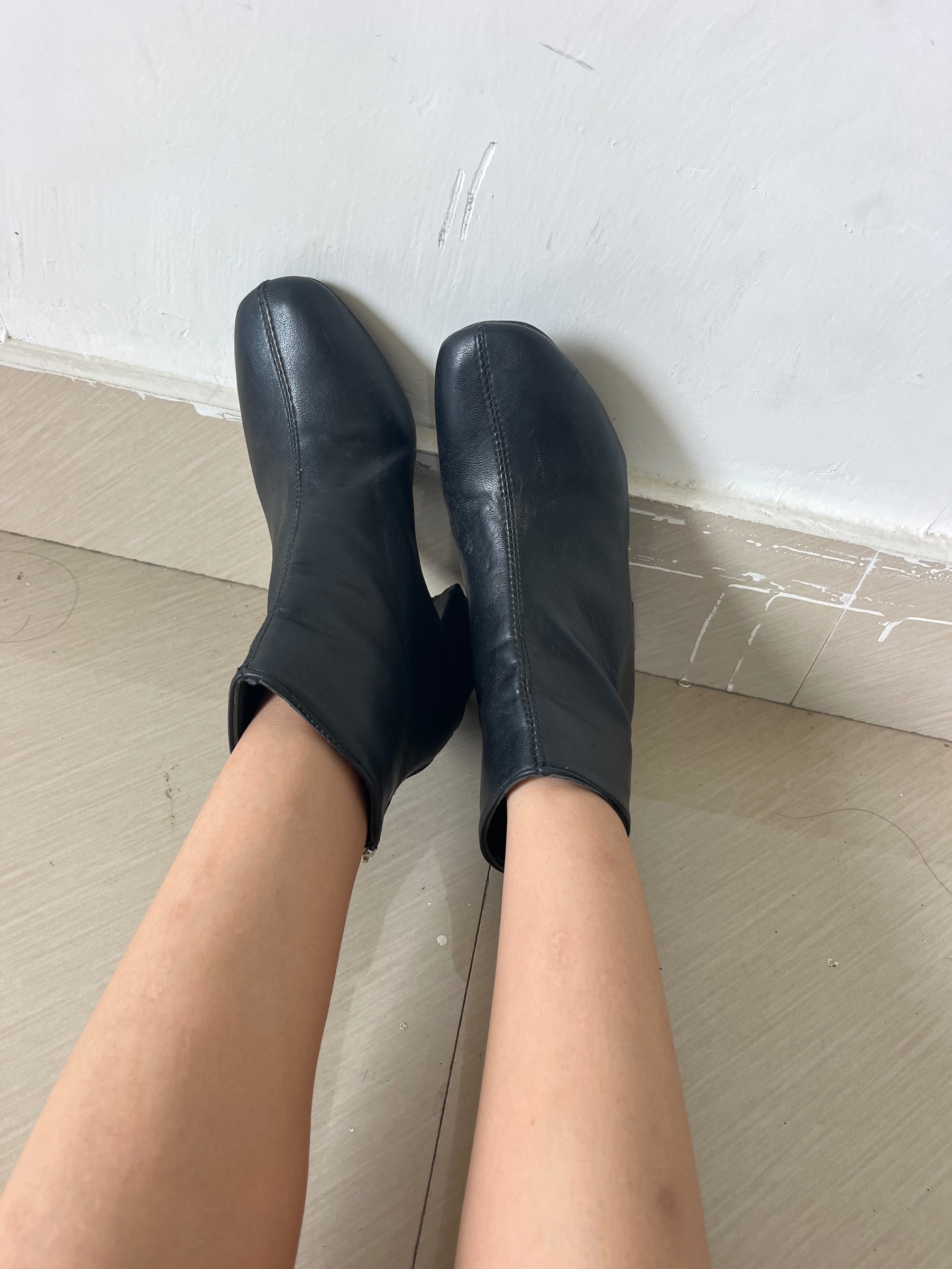 Authentic leather ankle boots — pre-loved Footwear on Slayyitt