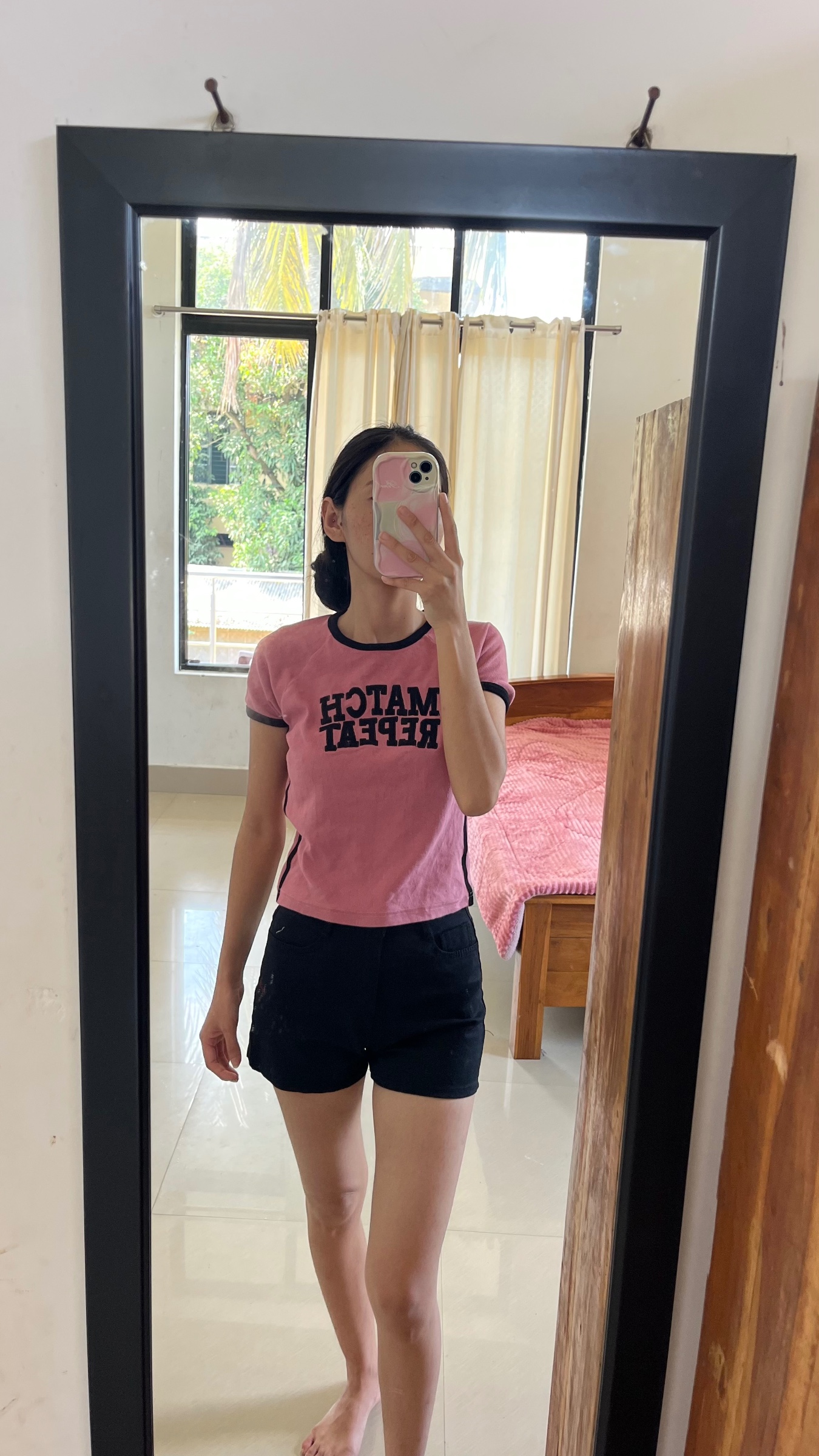 Tshirt — pre-loved Tops on Slayyitt