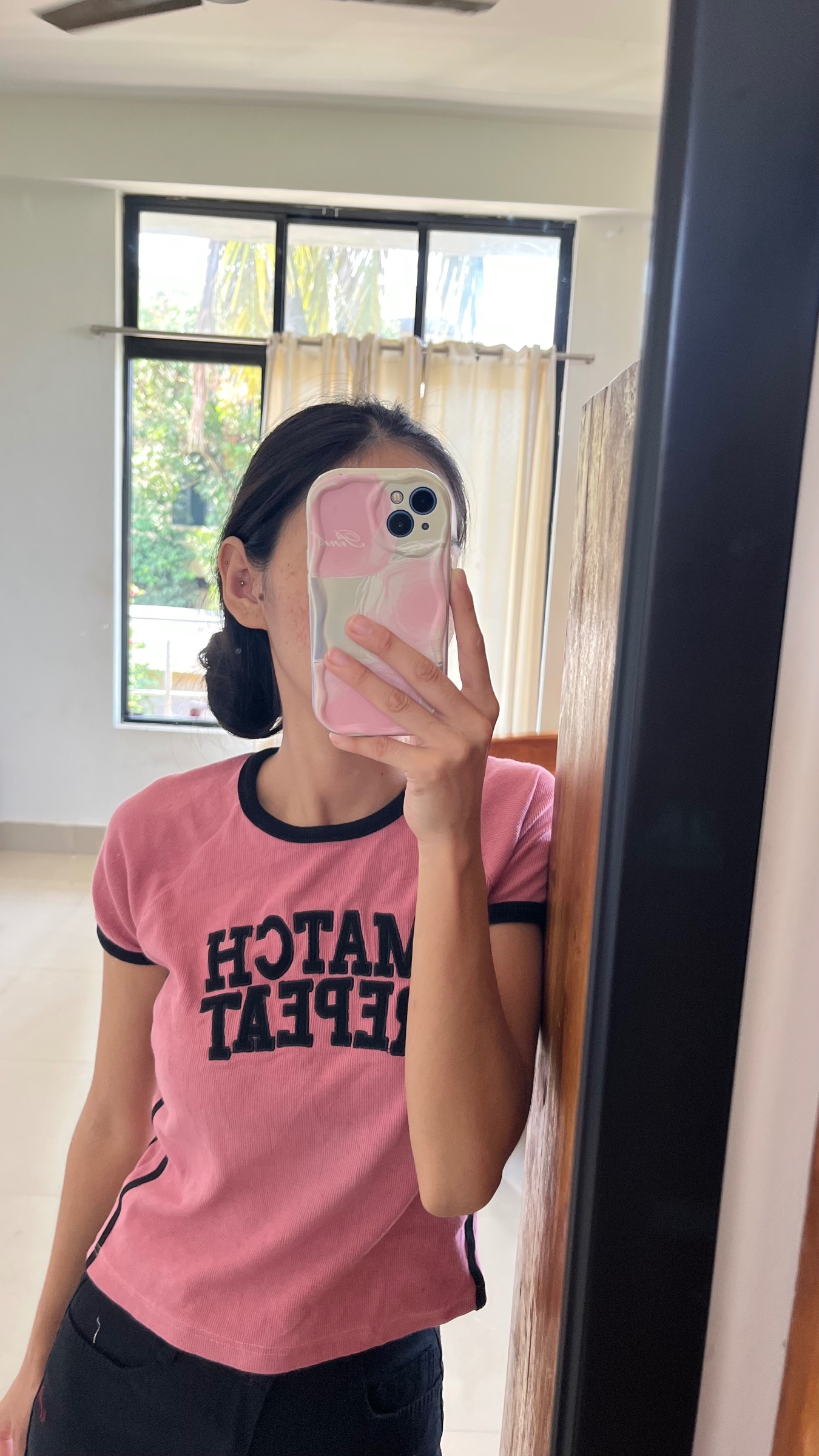 Tshirt — pre-loved Tops on Slayyitt