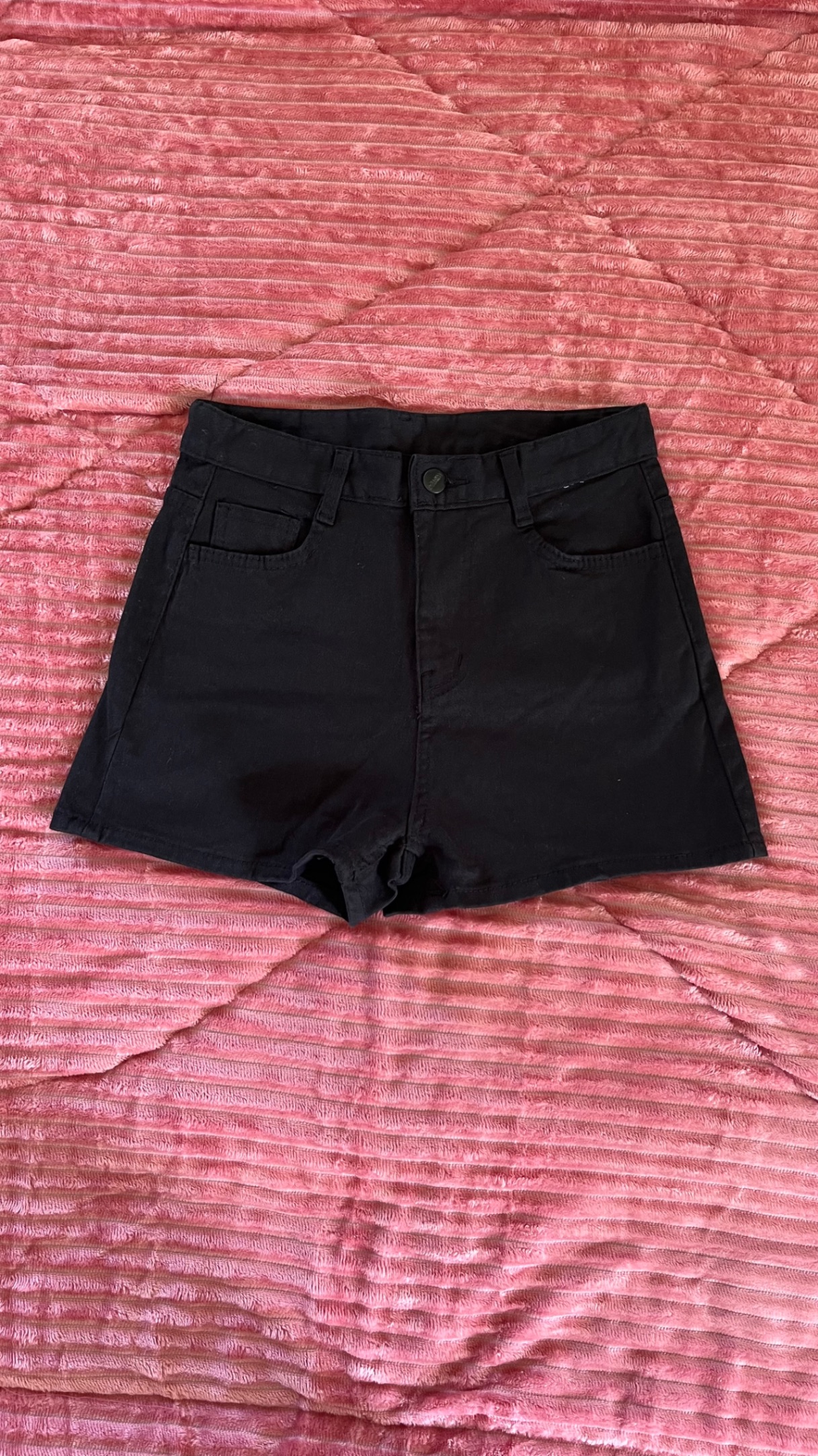 Denim short — pre-loved Bottoms on Slayyitt