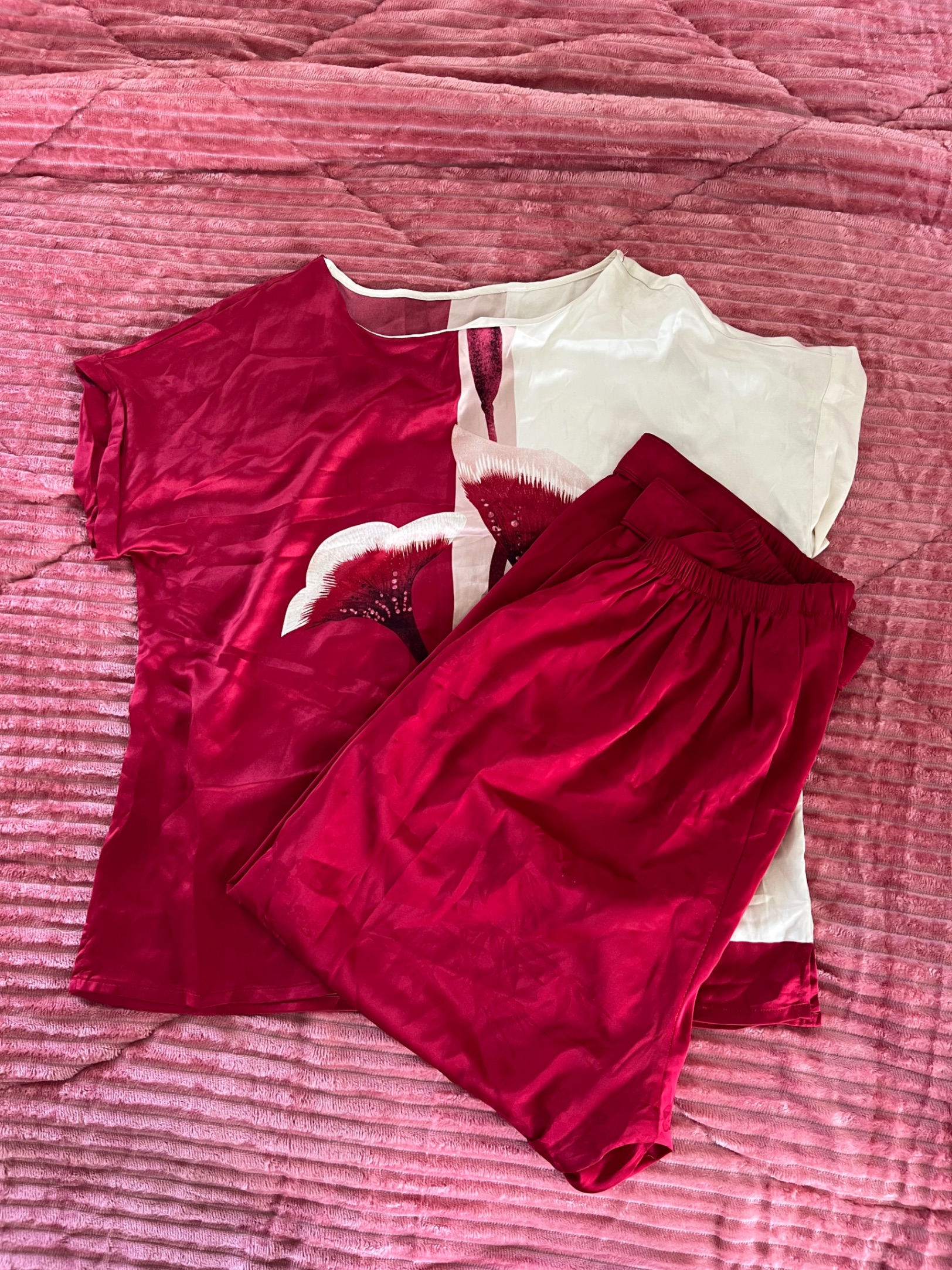 Night suits — pre-loved Loungewear / Nightwear on Slayyitt