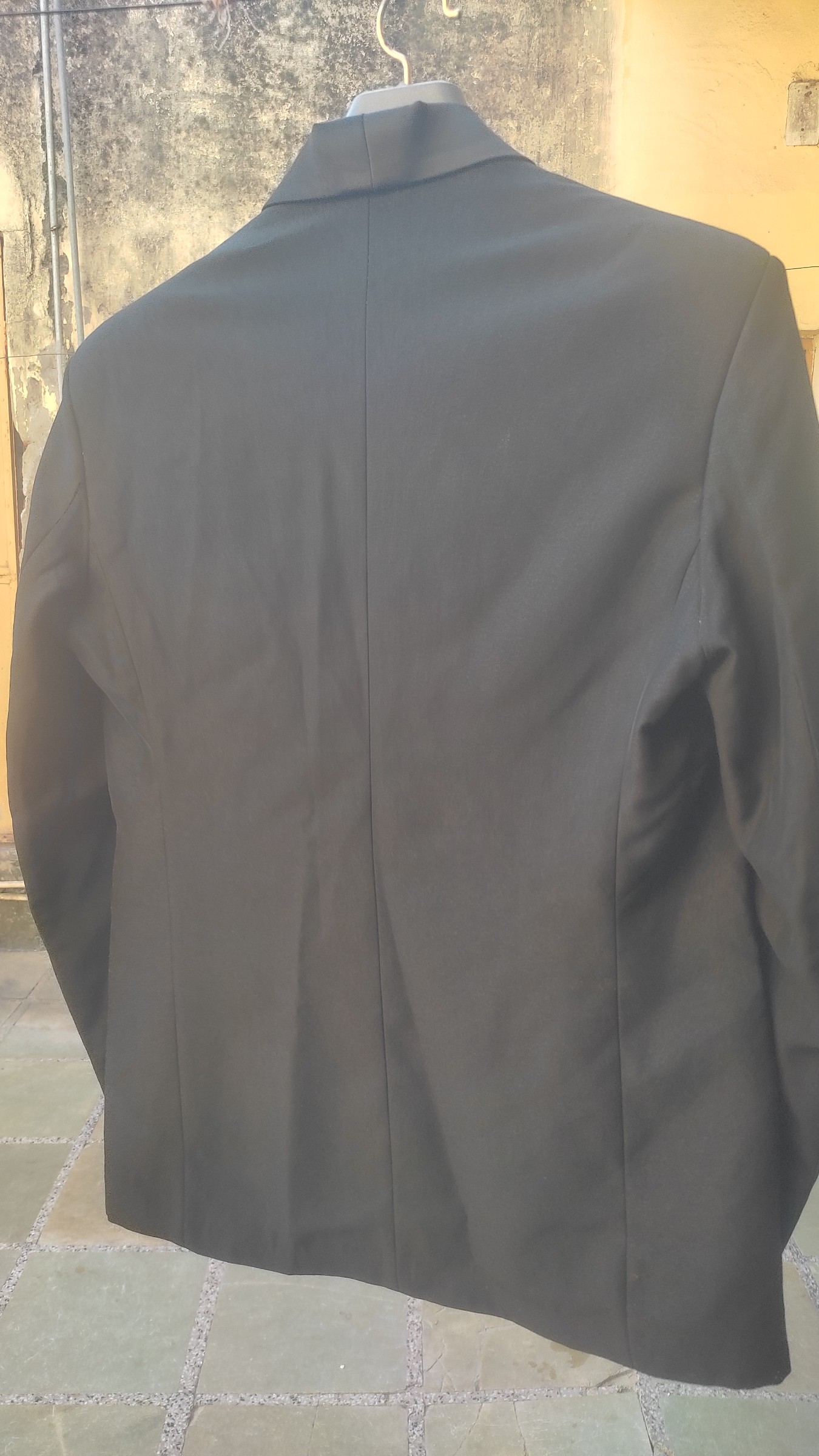 Premium Men's Black Evening Tuxedo Blazer Jacket — pre-loved Outerwear on Slayyitt