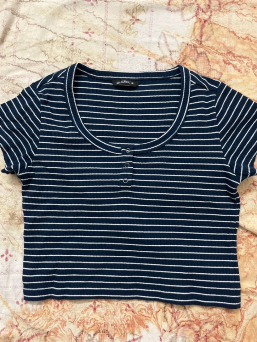 Striped top — pre-loved Tops on Slayyitt
