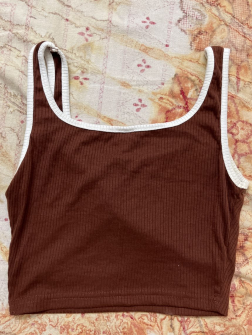 Solid brown tank top — pre-loved Tops on Slayyitt