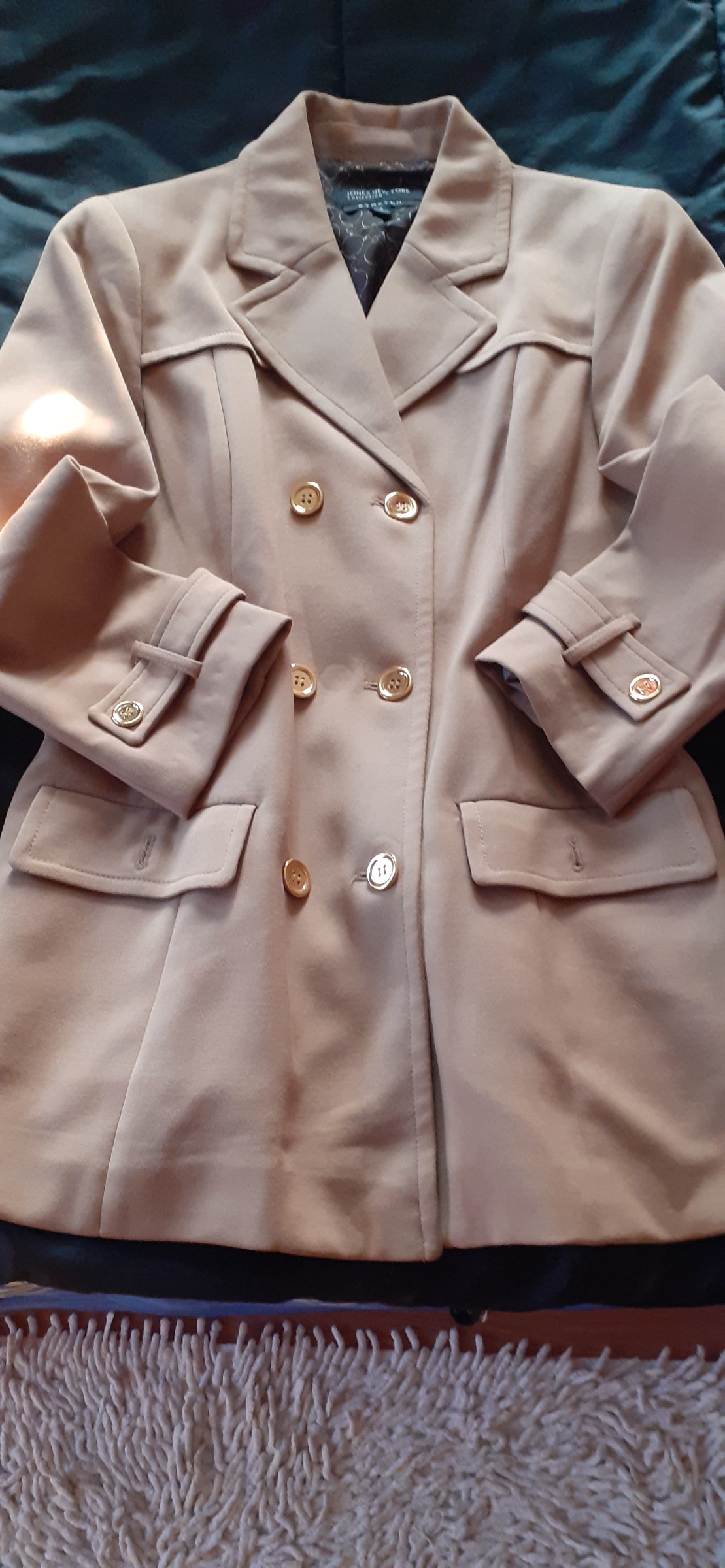 Beige overcoat — pre-loved Dresses & One-Pieces on Slayyitt