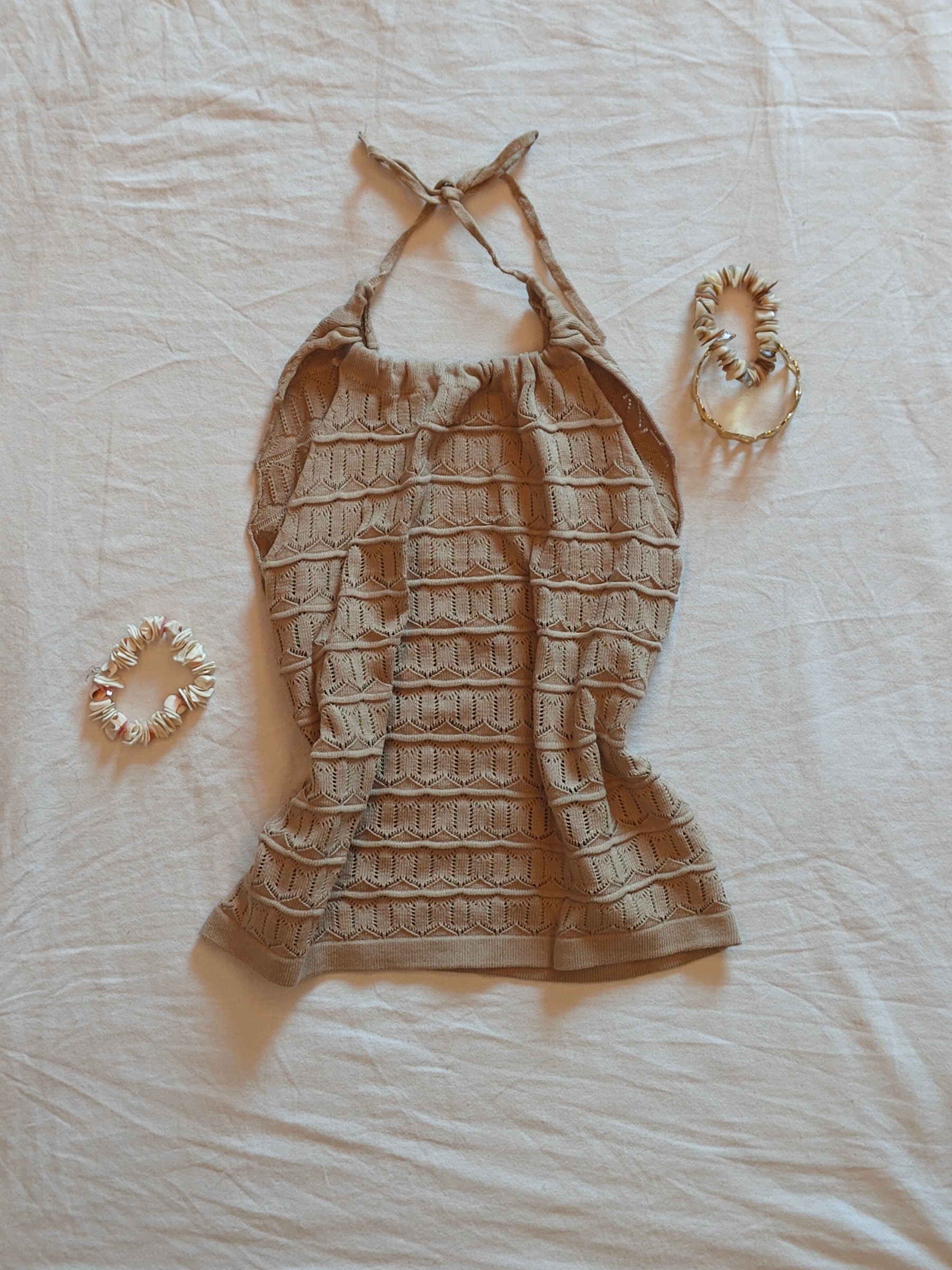🥥 boho halter beach top — pre-loved Tops on Slayyitt