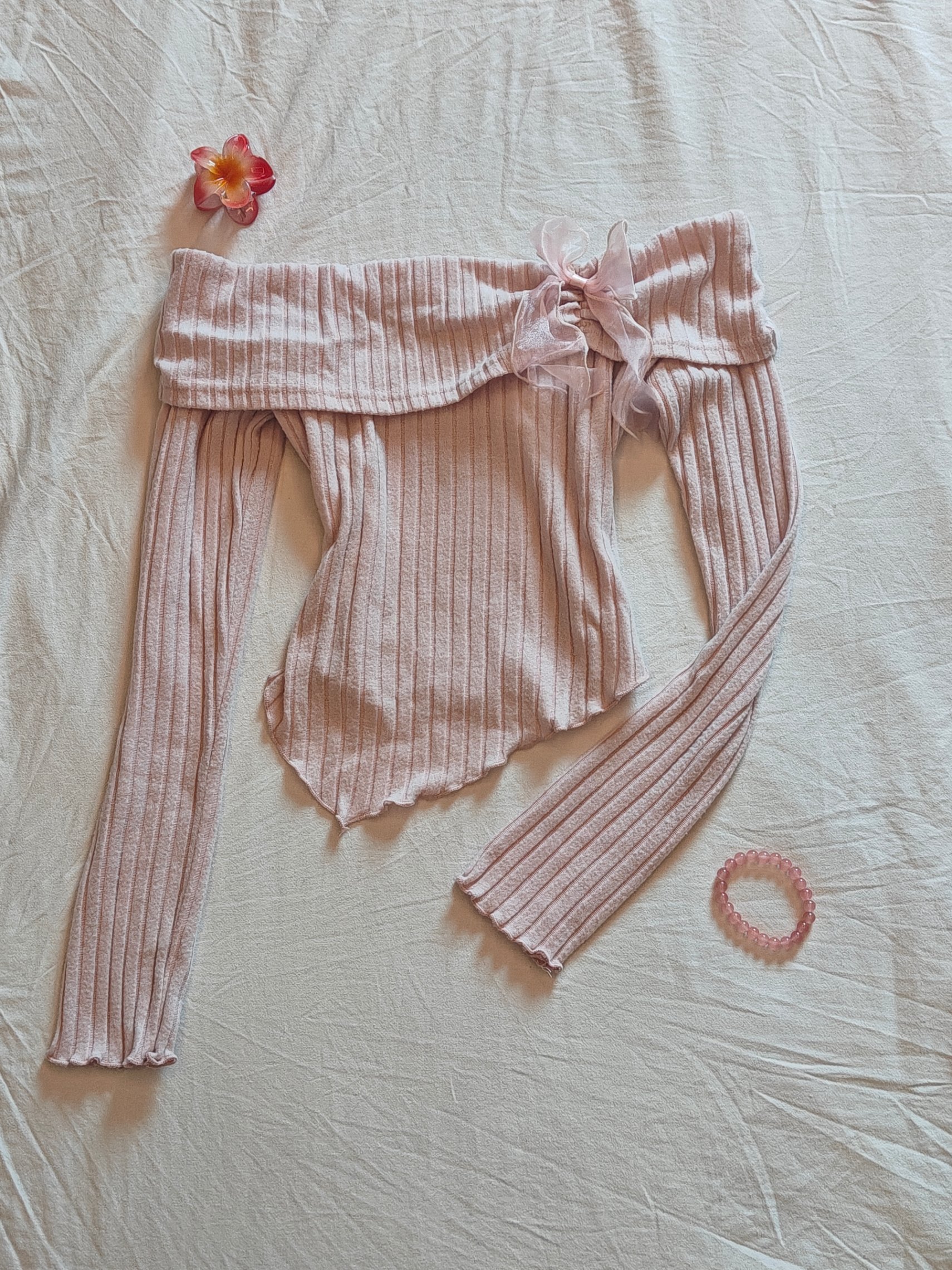🌷newme light pink ribbed bardot blouse — pre-loved Tops on Slayyitt