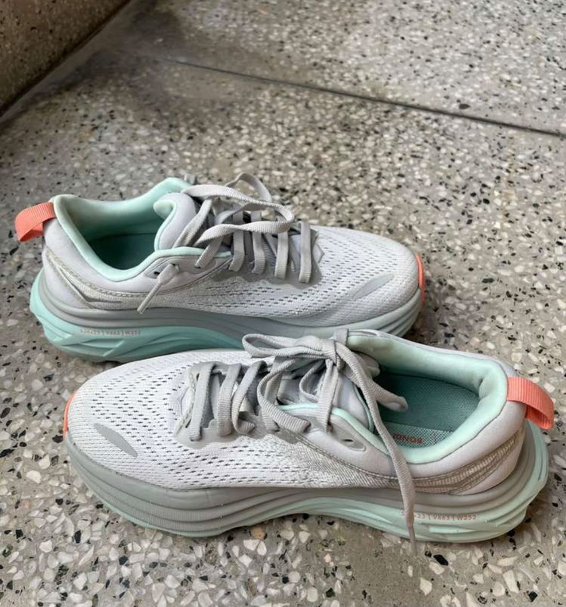 HOKA Bondi 8 | French Origin | Imported (USA) | Size -US : 5B/UK : 3.5 | Pre Owned | Good Condition — pre-loved Footwear on Slayyitt