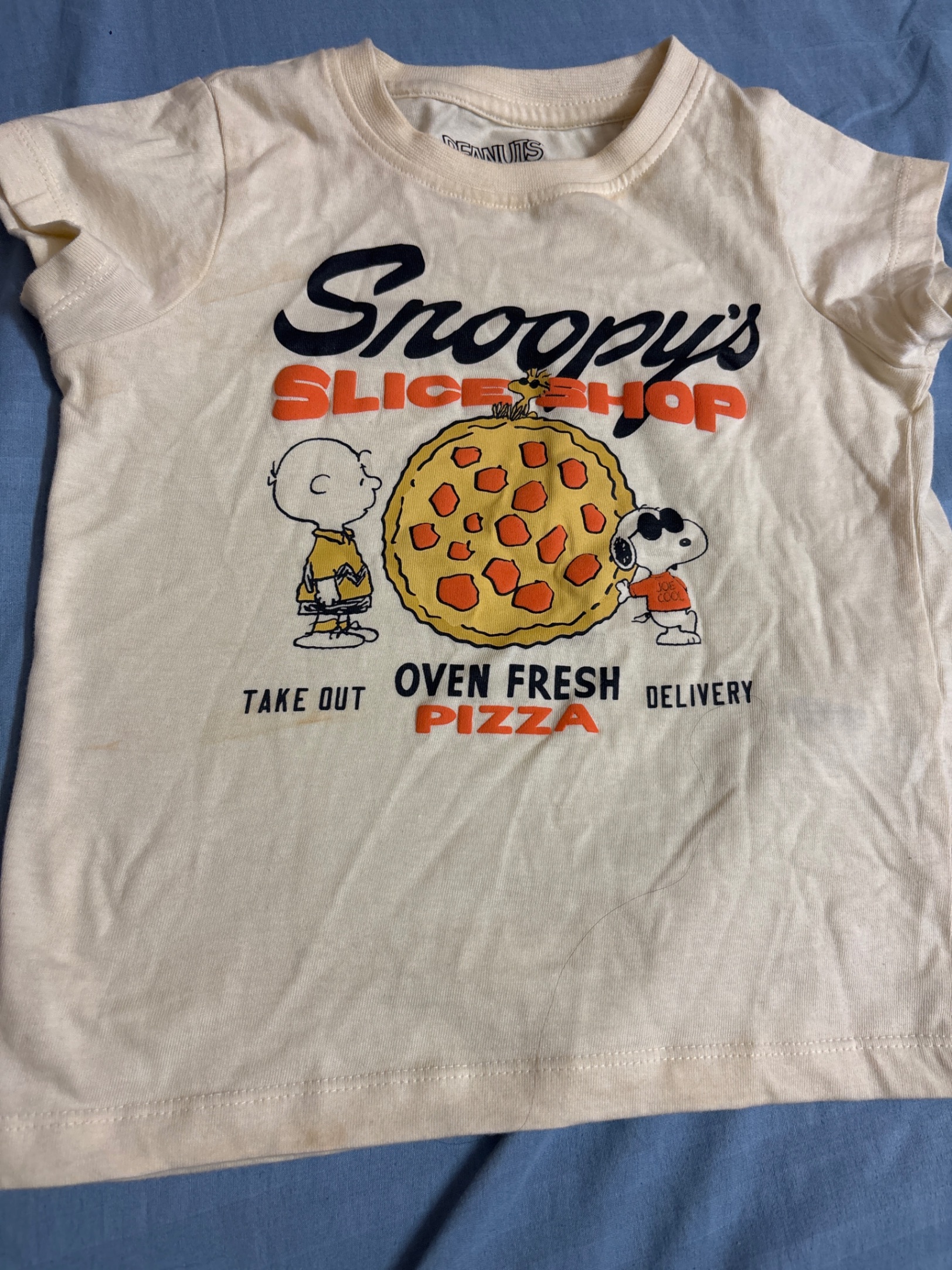 Snoopy Slice Shop Graphic T-Shirt | Cream | Women — pre-loved Tops on Slayyitt