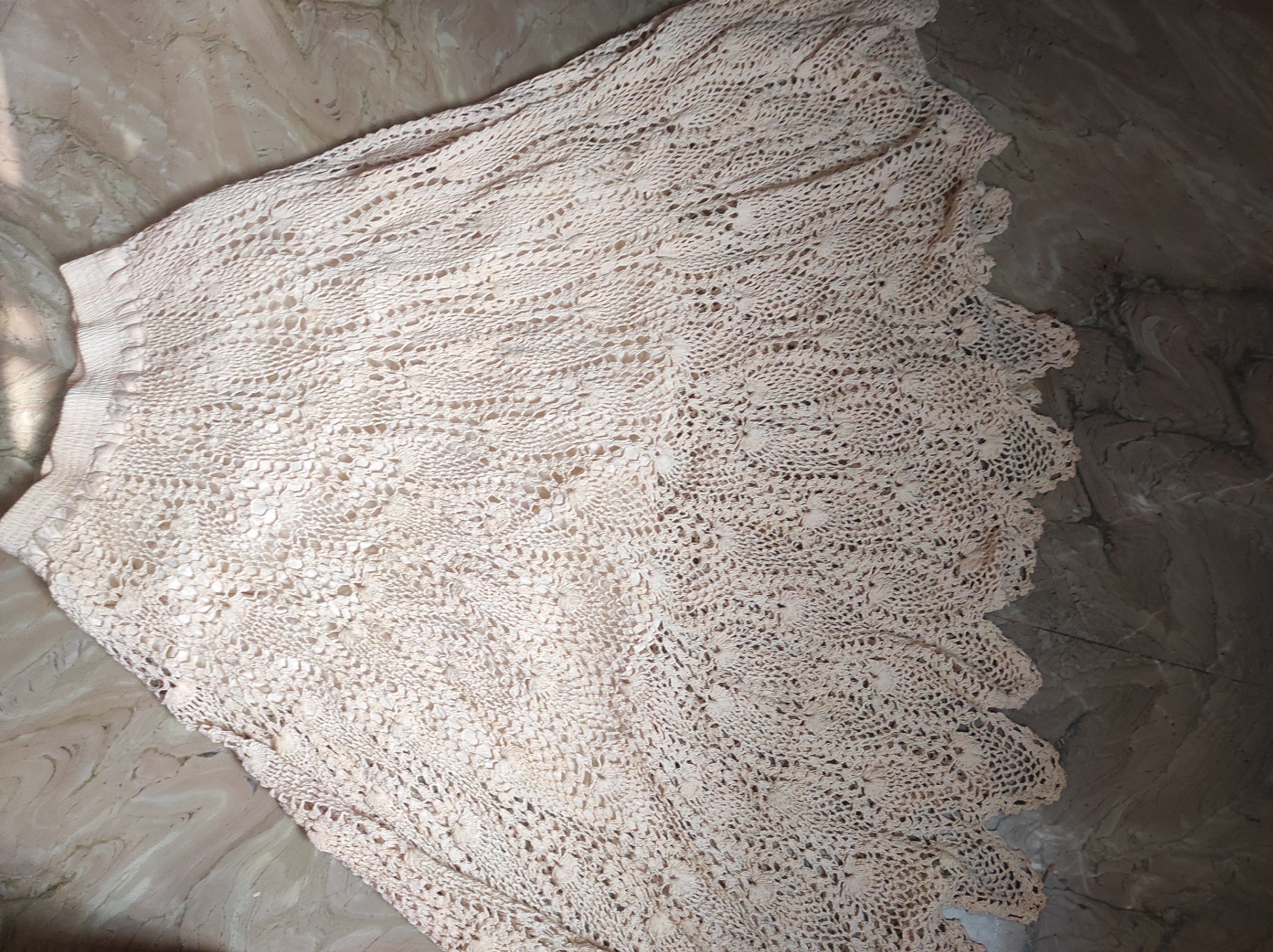 Cream Elegant Knit Maxi Skirt — pre-loved Bottoms on Slayyitt