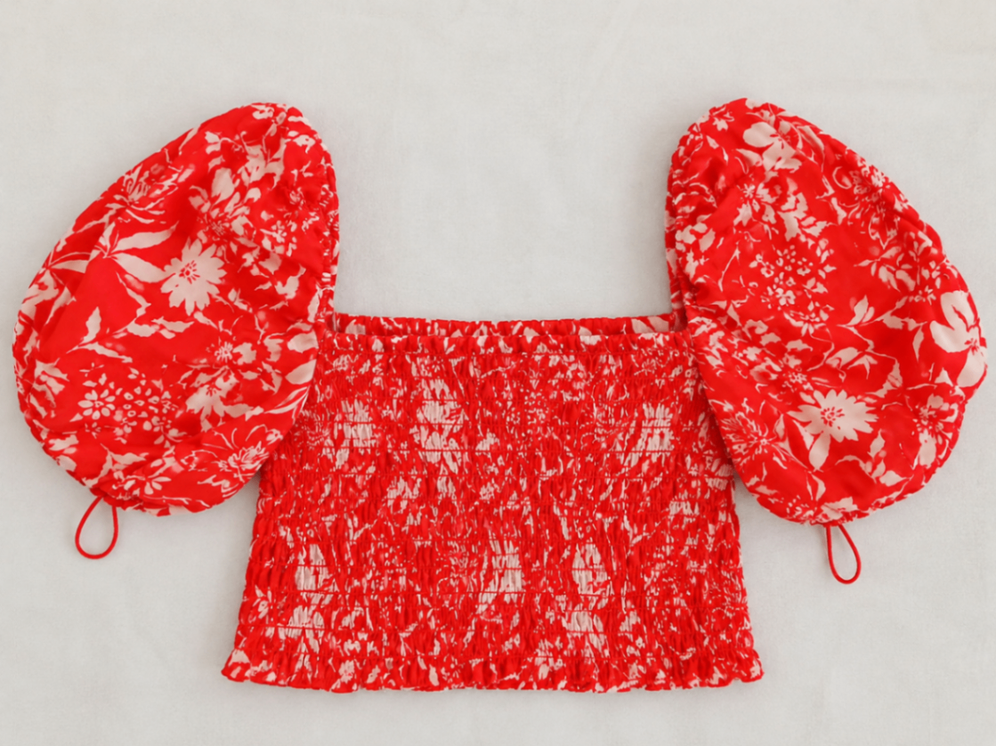 red floral smocked puff sleeve top — pre-loved Tops on Slayyitt
