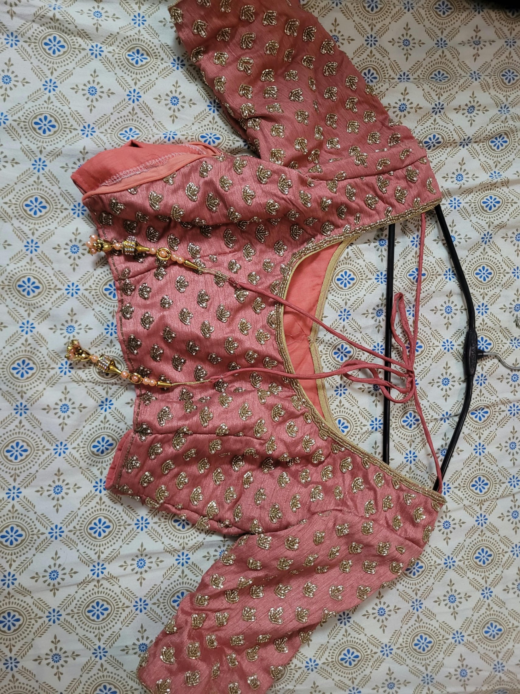 Pink & Gold Embroidered Lehenga Set — pre-loved Indian Festival & Wedding Wear on Slayyitt
