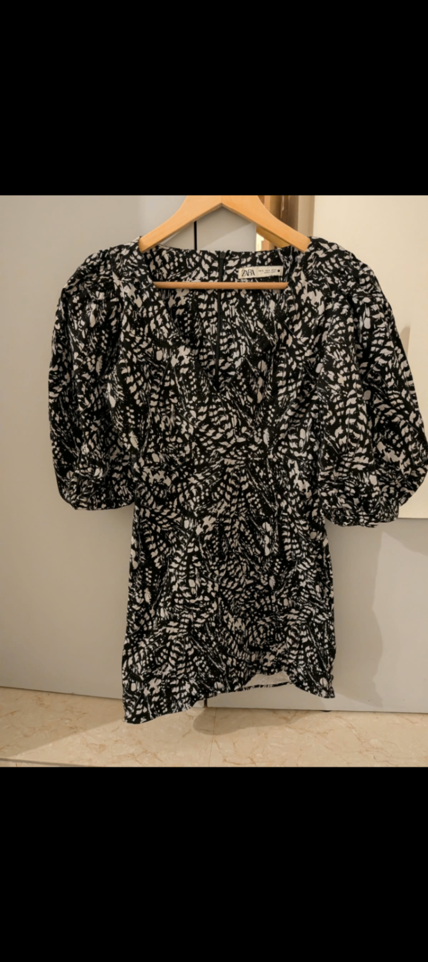 Zara printed dress - Size S — pre-loved Dresses & One-Pieces on Slayyitt