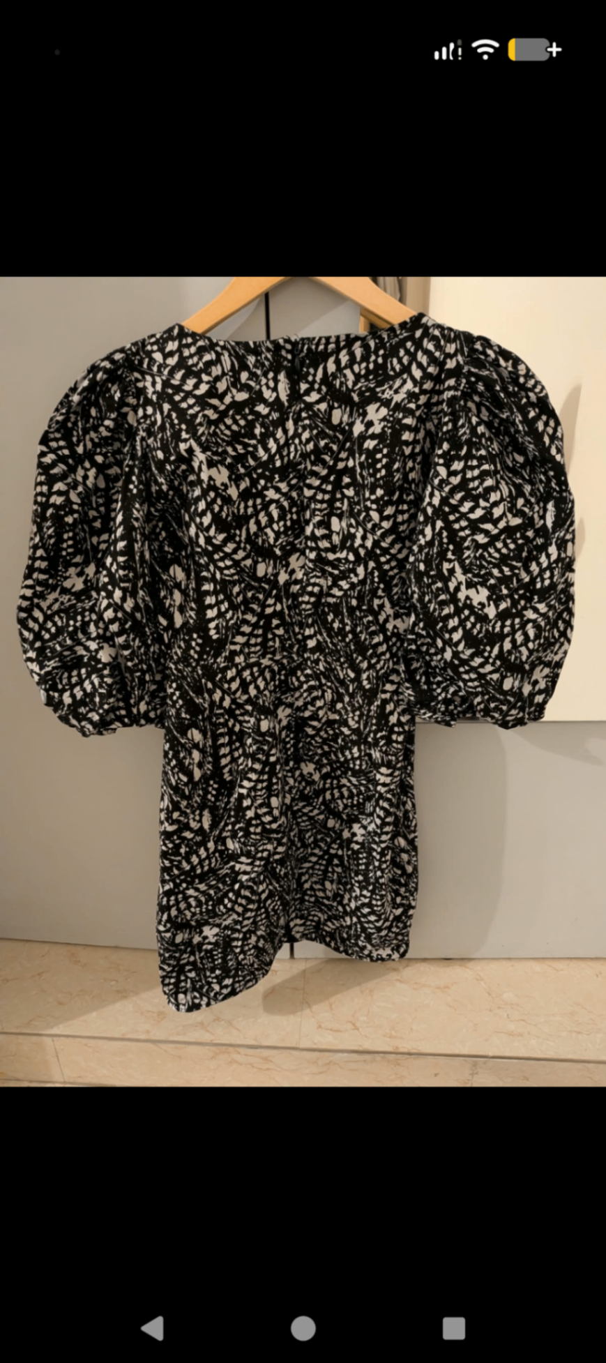 Zara printed dress - Size S — pre-loved Dresses & One-Pieces on Slayyitt