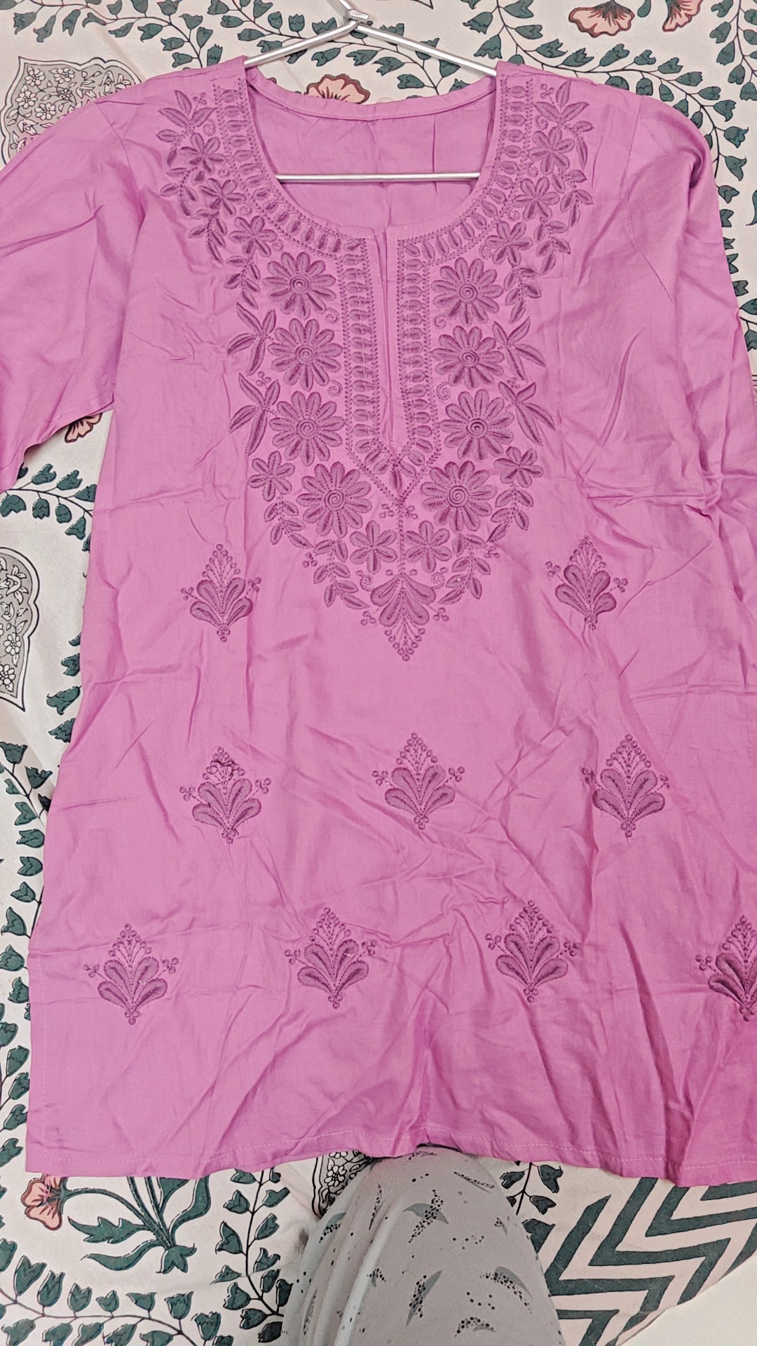 Lucknow Chikankari Embroidery Lavender Kurta — pre-loved Ethnic Wear on Slayyitt