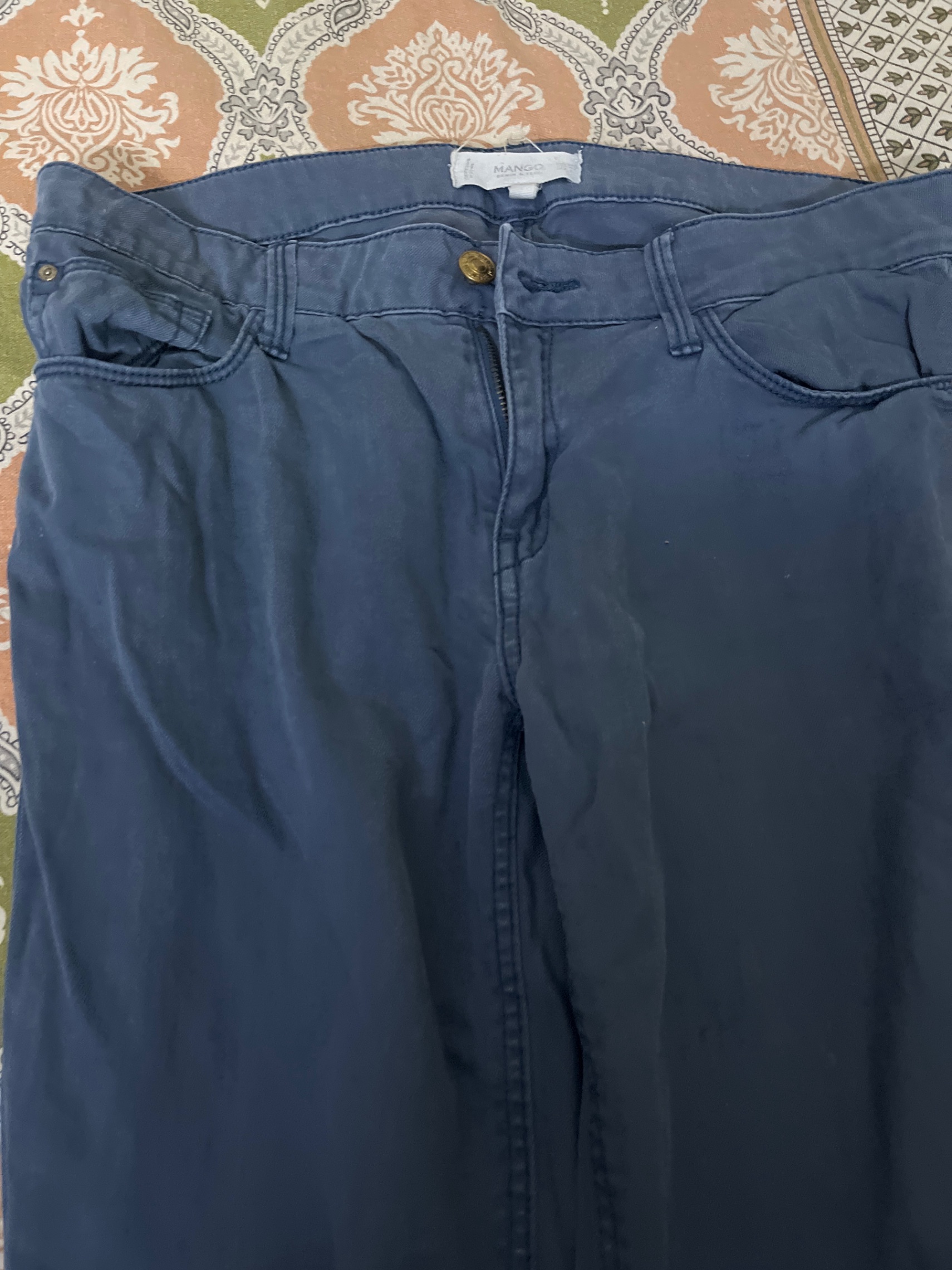Blue denim-24 waist — pre-loved Bottoms on Slayyitt