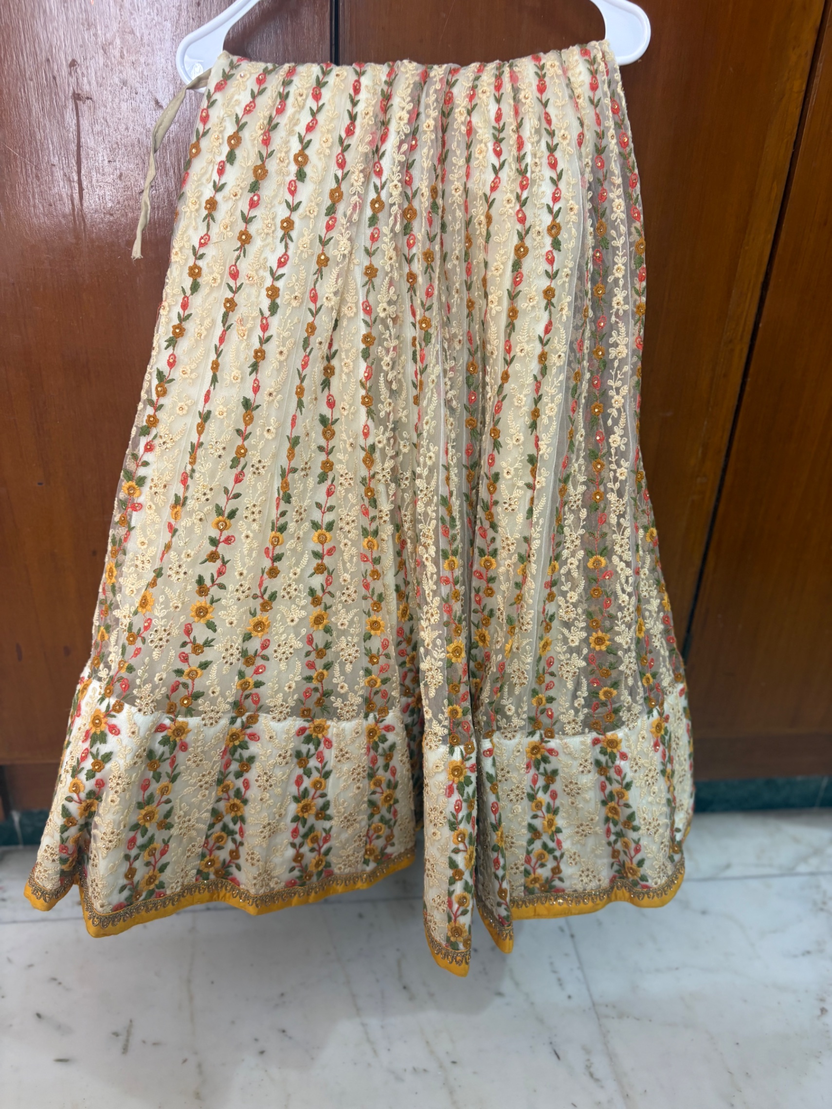Ethnic wear — pre-loved Ethnic Wear on Slayyitt