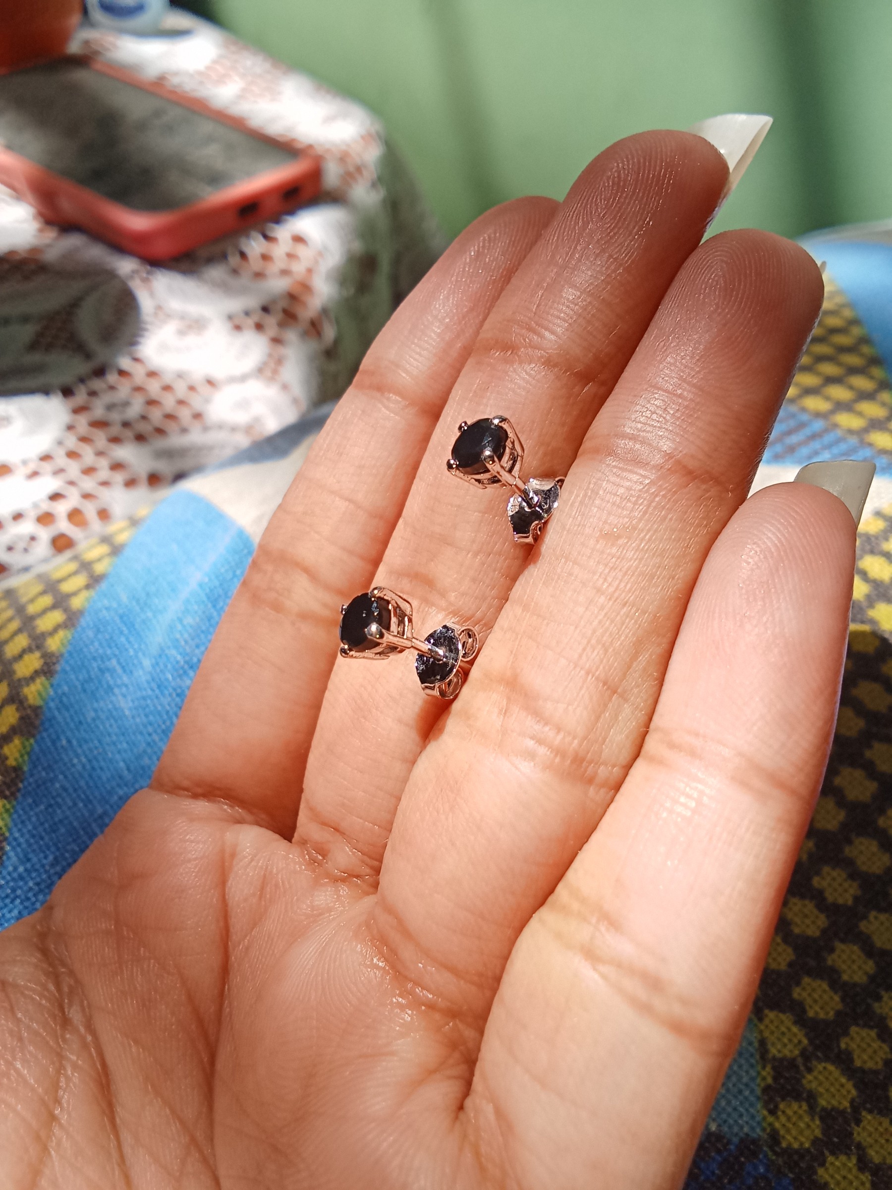 Black Onyx Silver Studs — pre-loved Jewellery on Slayyitt