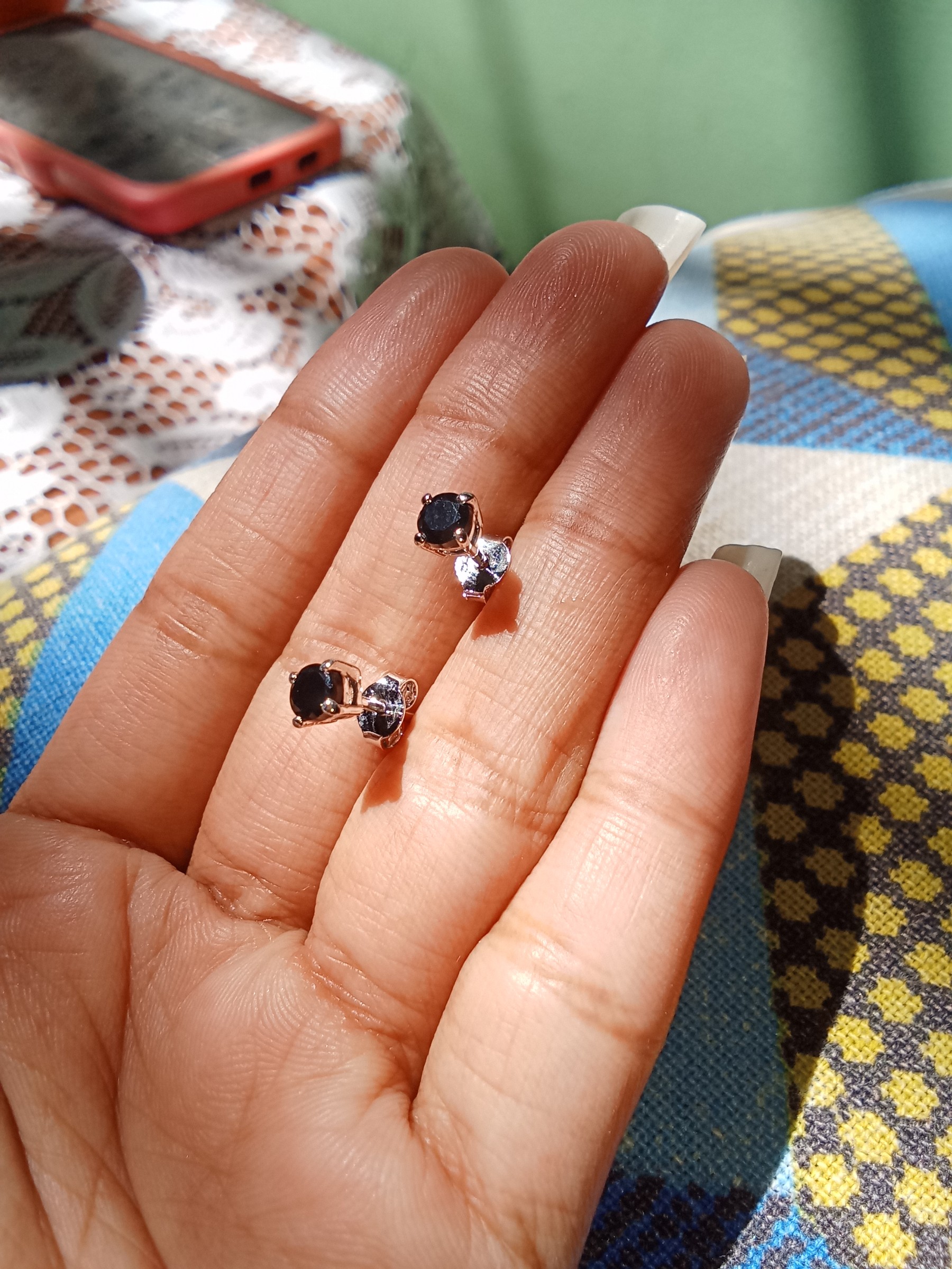 Black Onyx Silver Studs — pre-loved Jewellery on Slayyitt