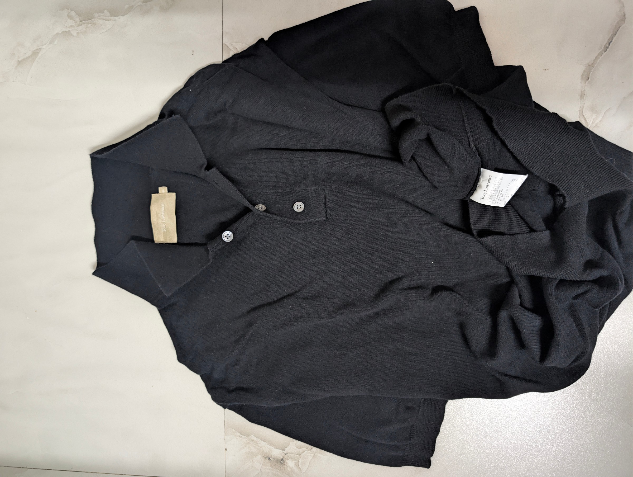 Tony Lawrence Korean Import Linen-Cotton Polo - Size L — pre-loved Tops on Slayyitt