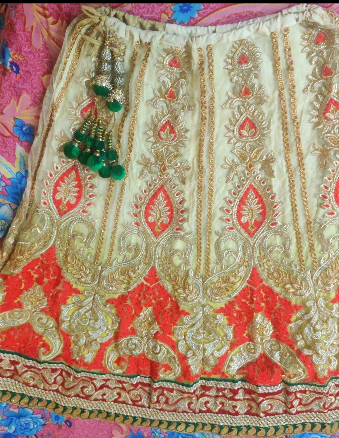 Beautiful heavy Embroidered Lehenga choli — pre-loved Ethnic Wear on Slayyitt