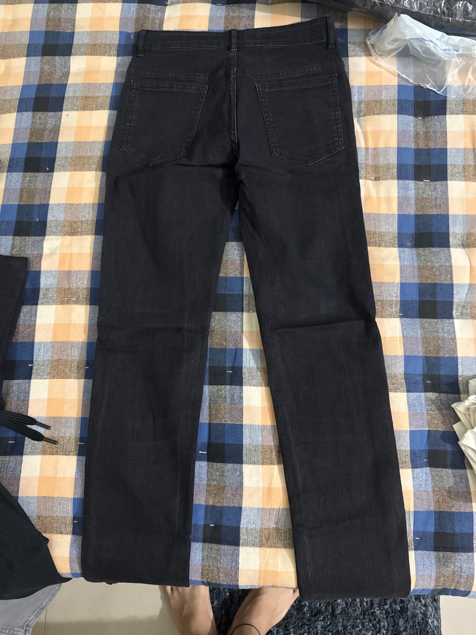 Black denim, max company, size:15-16 yrs — pre-loved Bottoms on Slayyitt